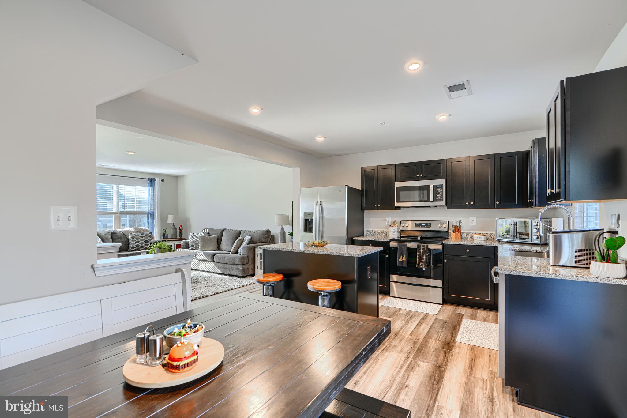 CHESAPEAKE CLUB - Residential