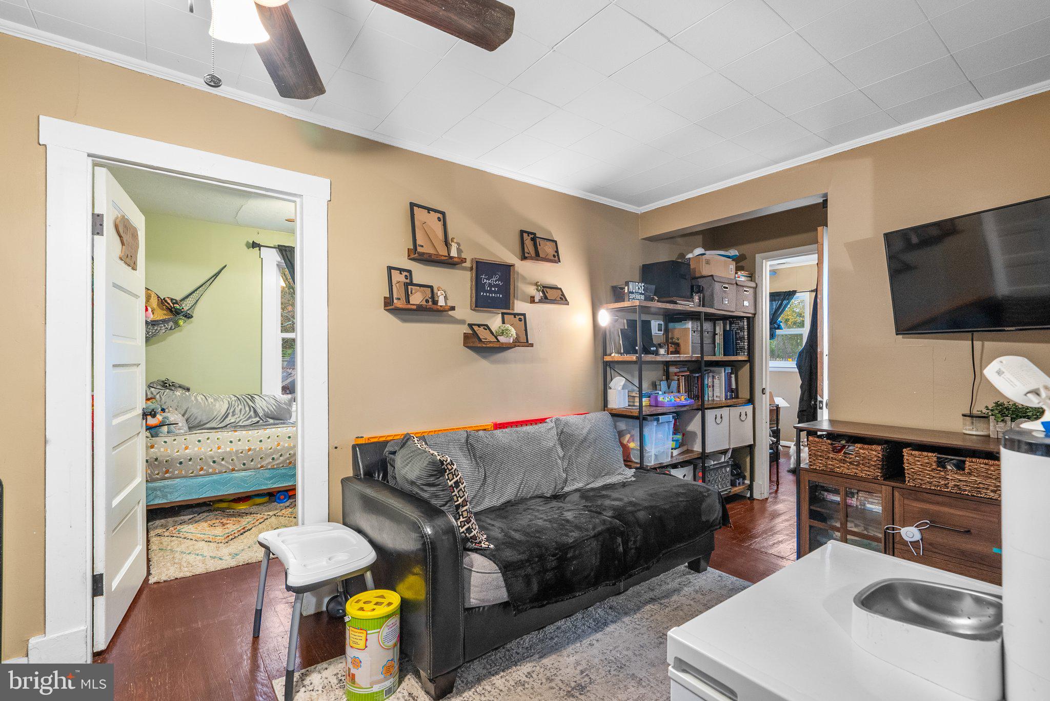 REGULARS - Residential