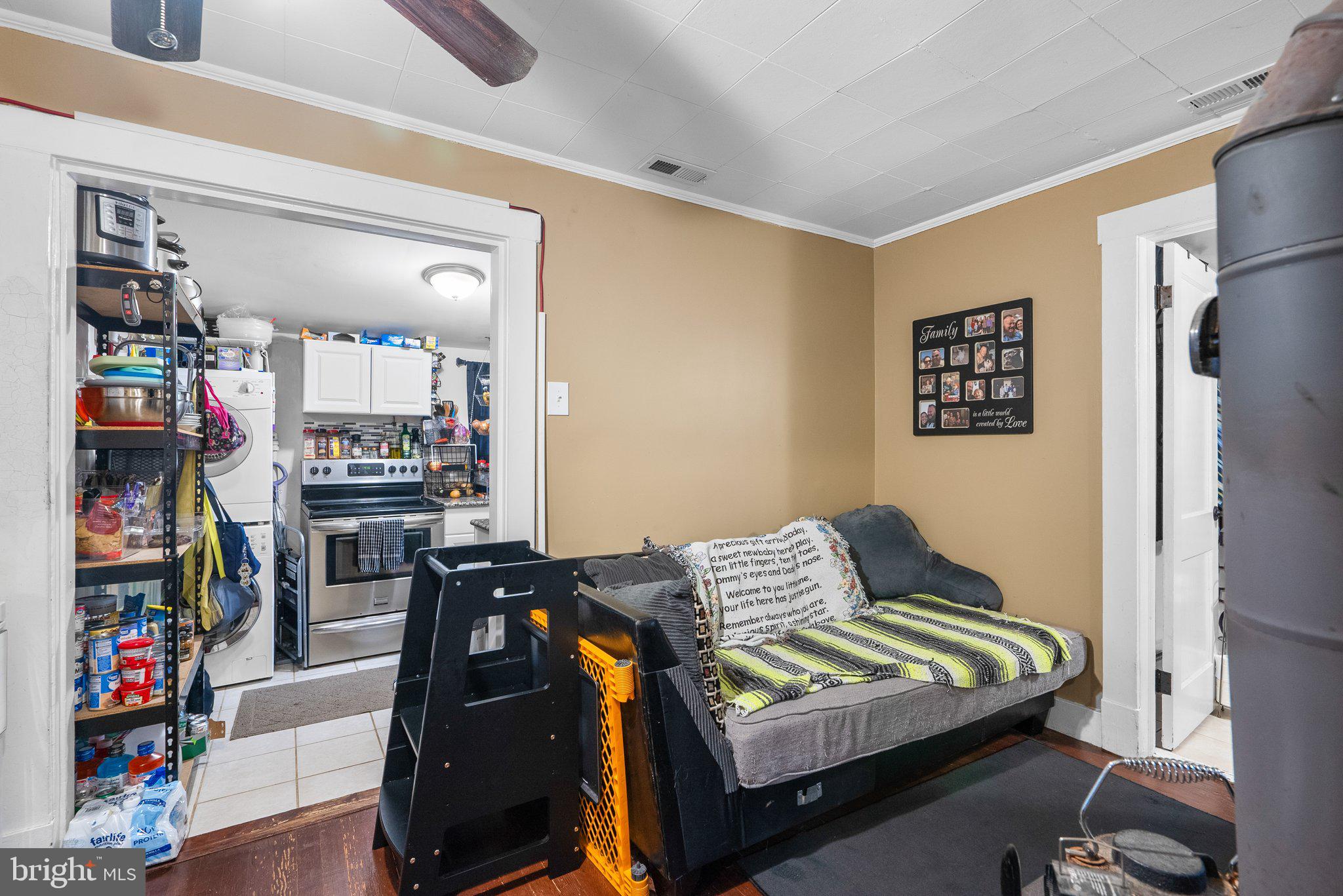 REGULARS - Residential