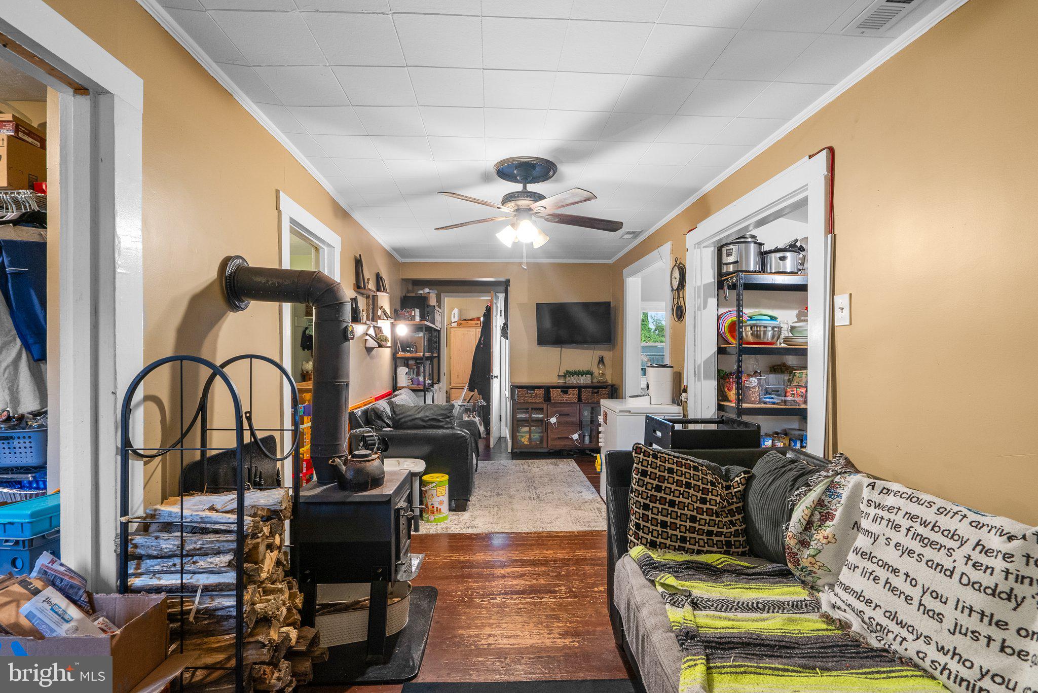 REGULARS - Residential