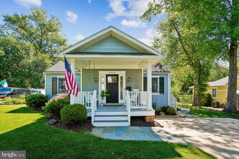 Photo of 2953 Strathmeade Street, FALLS CHURCH, VA 22042 (MLS # VAFX2294180)