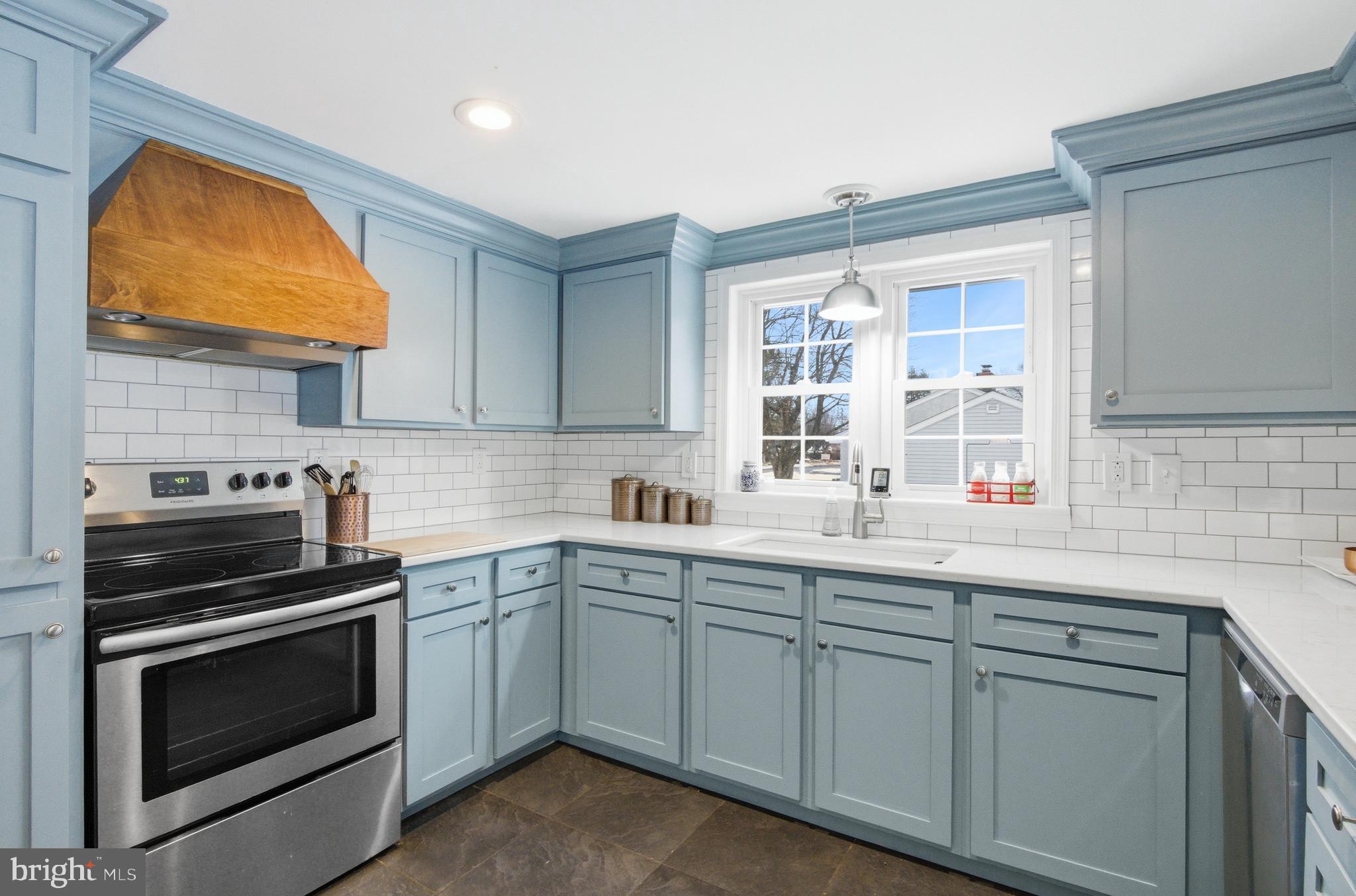 ROSE TREE ESTATES - Residential