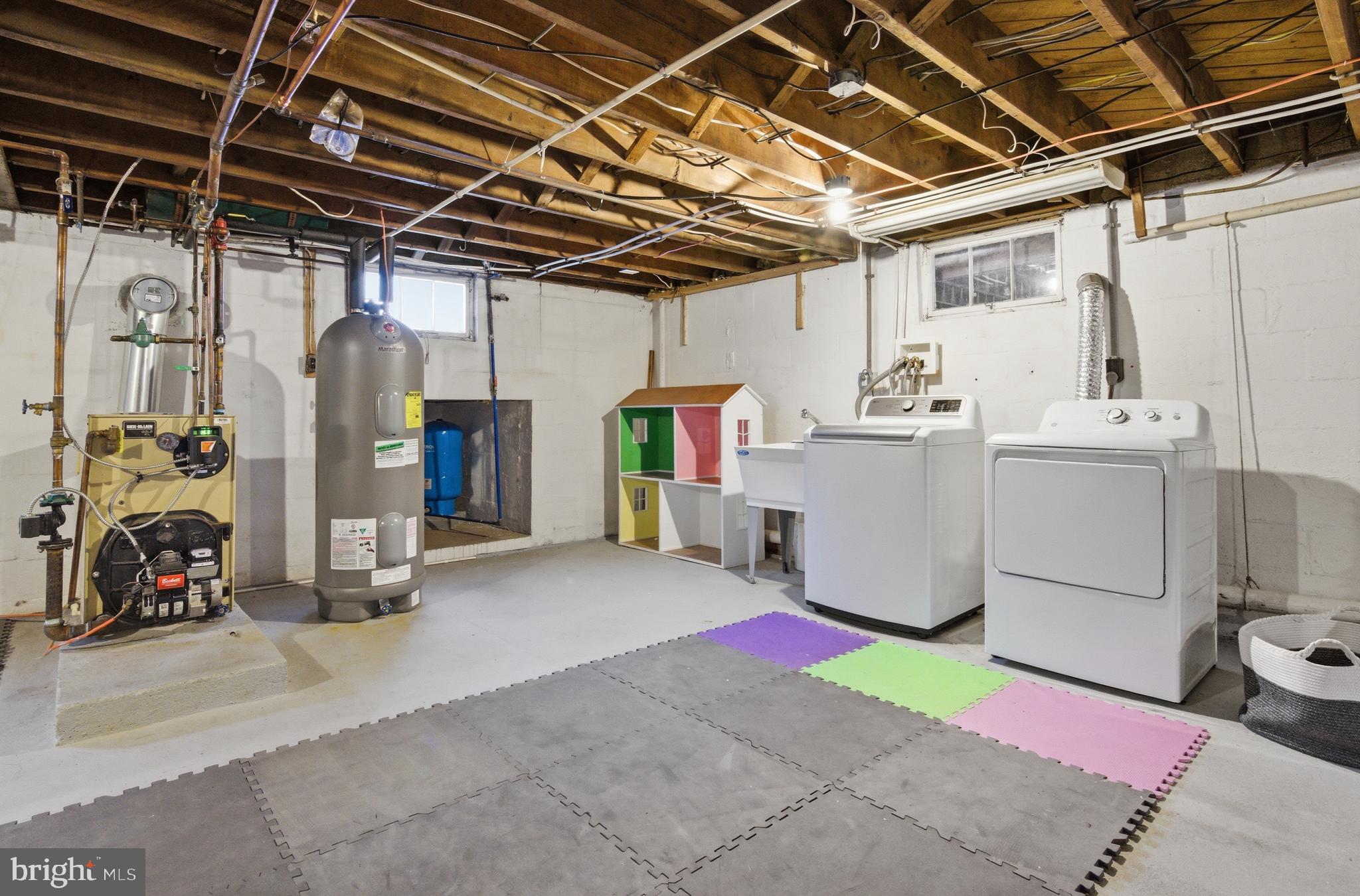 ROSE TREE ESTATES - Residential