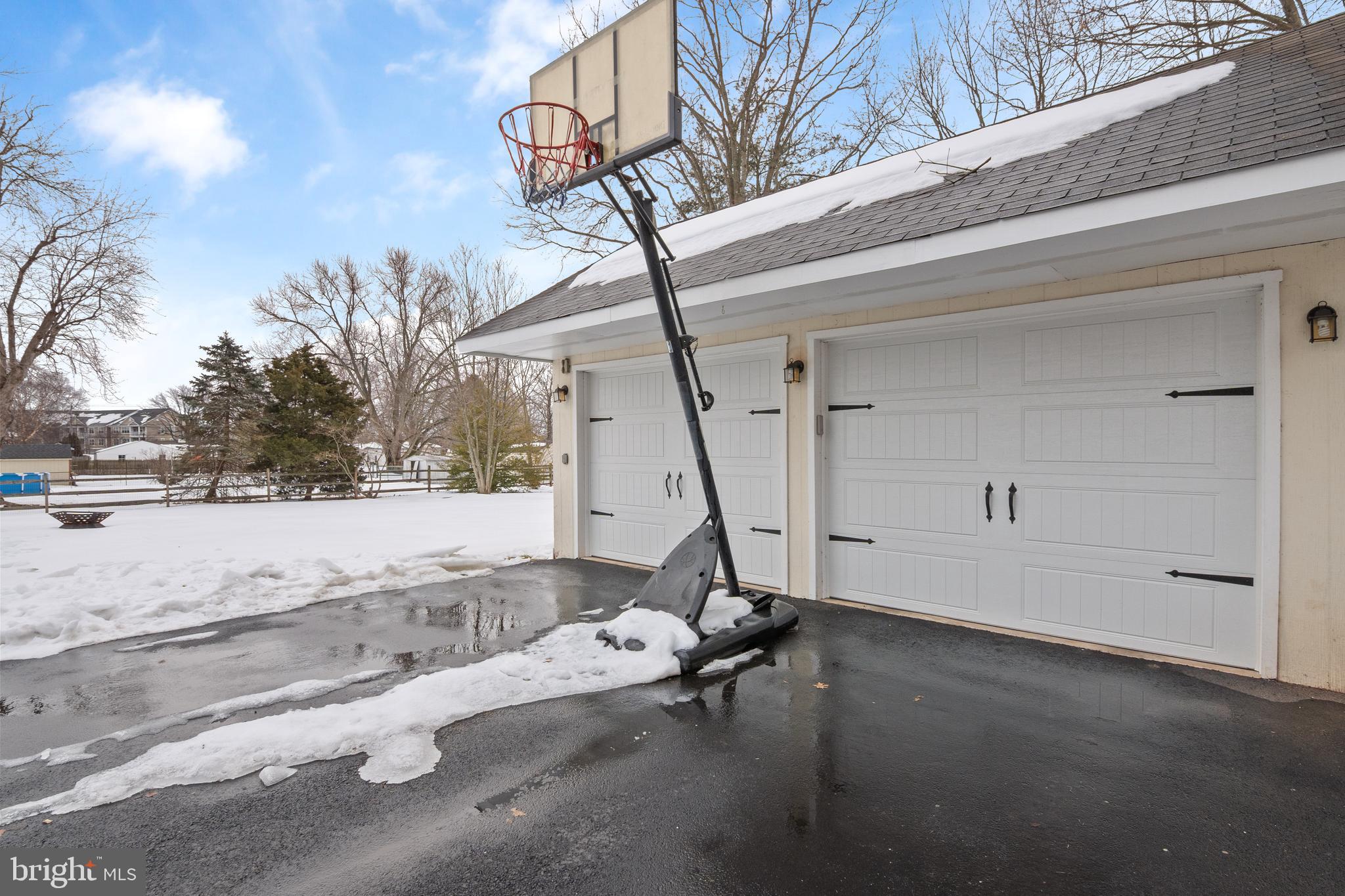 ROSE TREE ESTATES - Residential