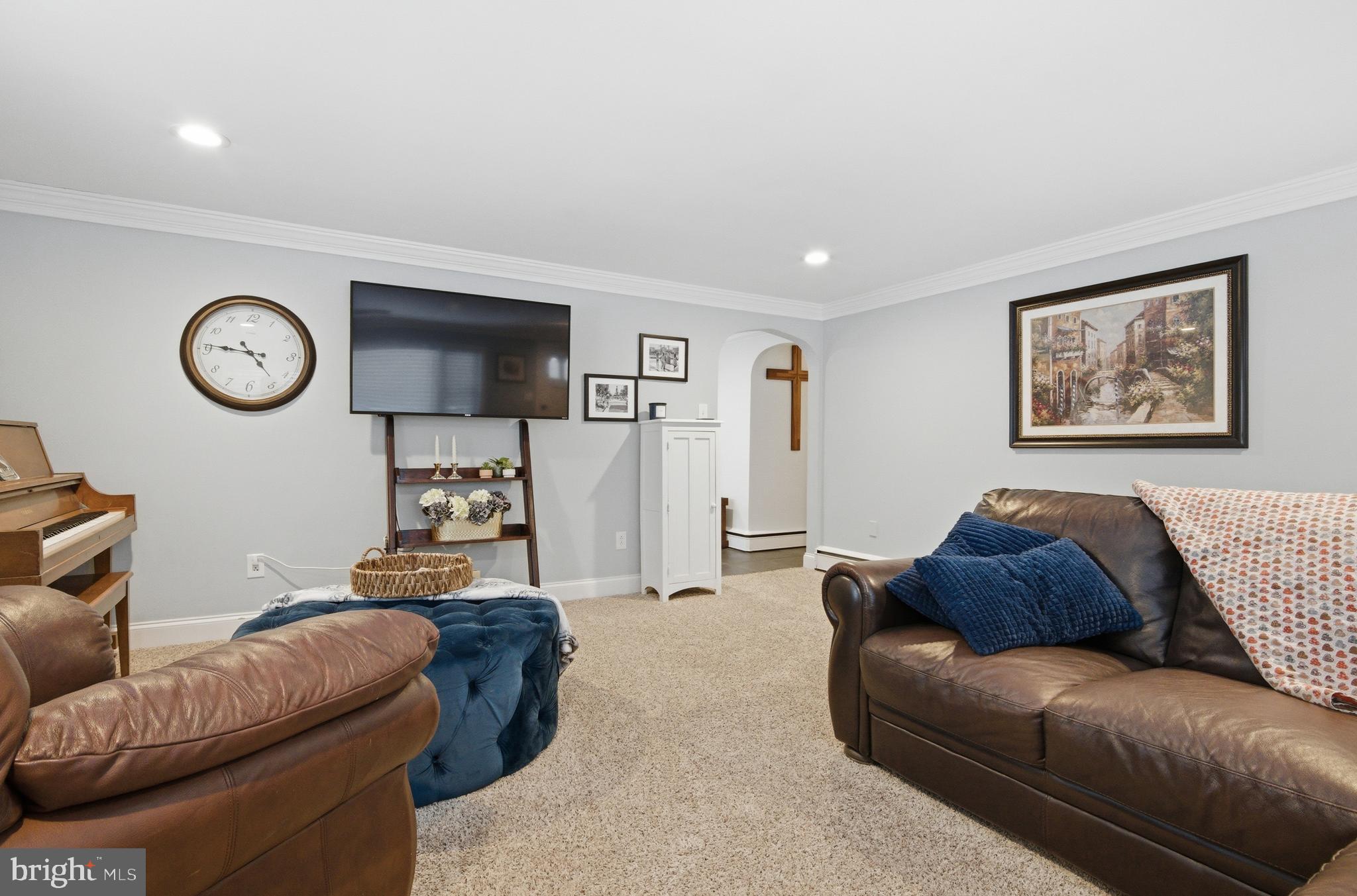 ROSE TREE ESTATES - Residential