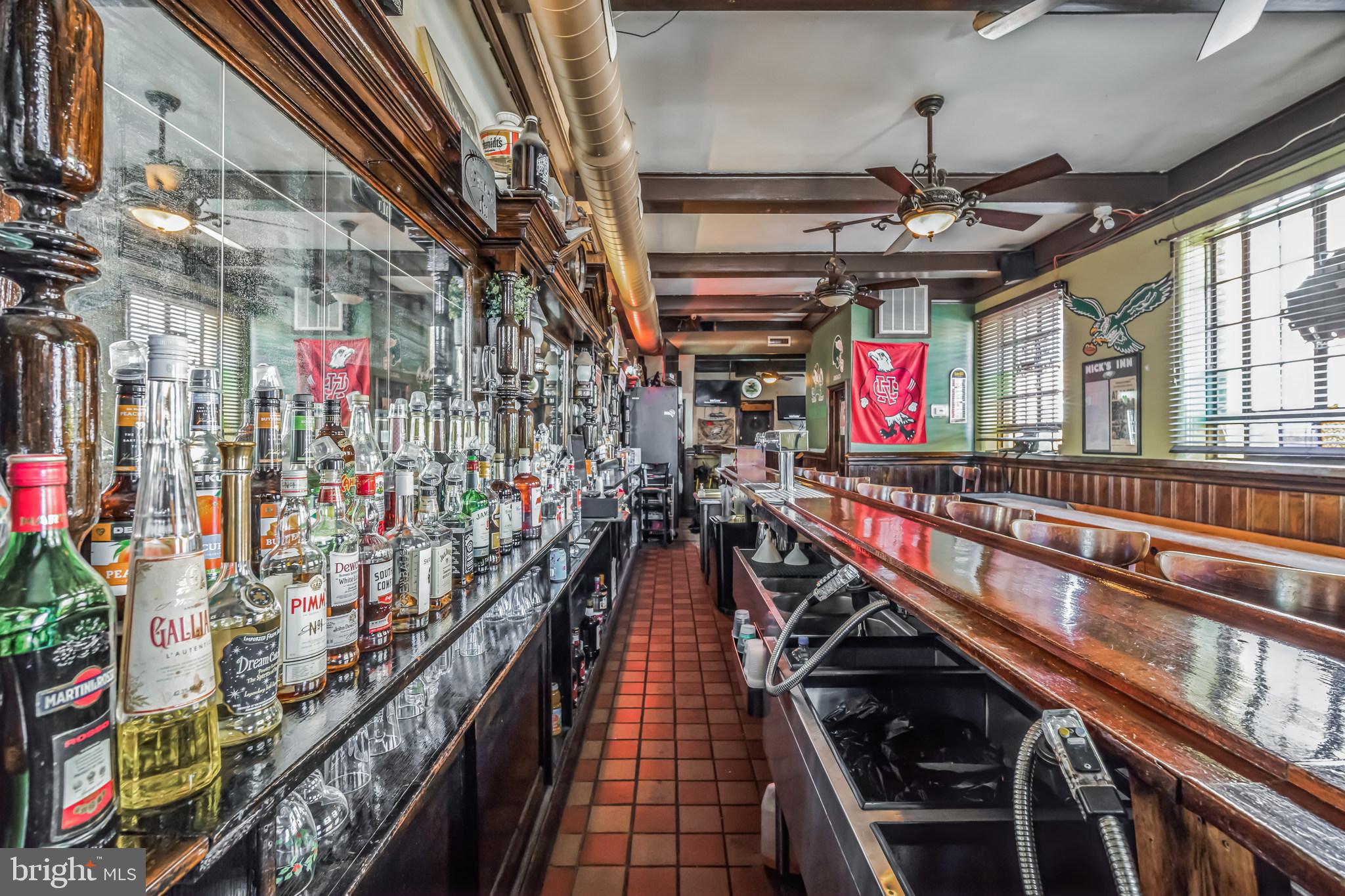 PORT RICHMOND - Residential Lease