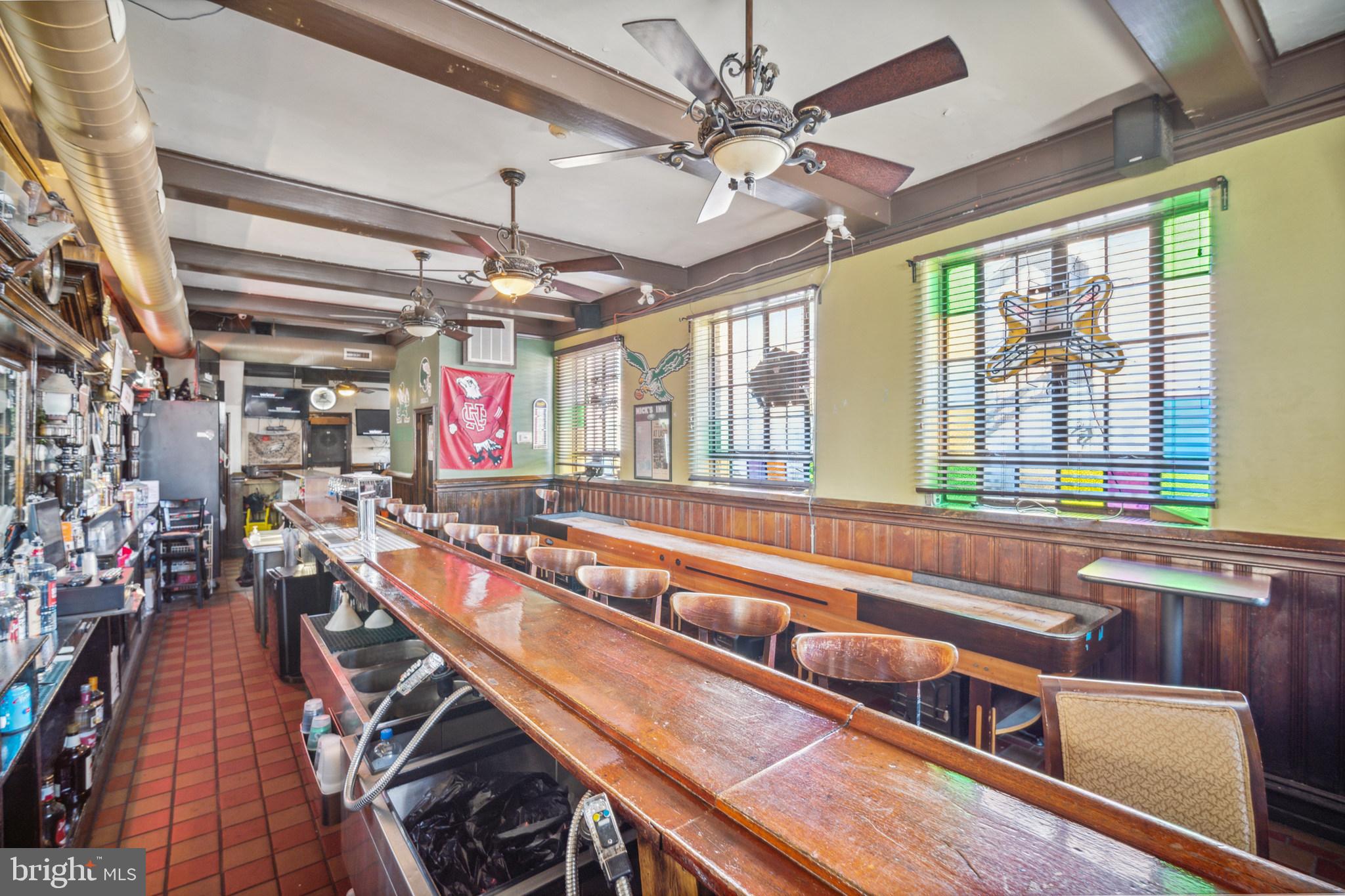 PORT RICHMOND - Residential Lease