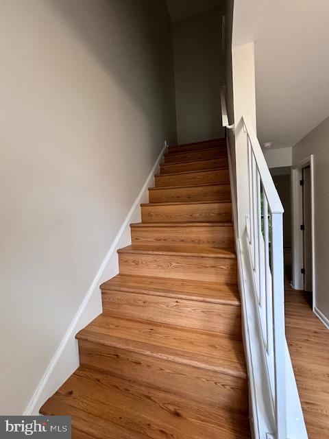 MARYLAND PLACE - Residential Lease