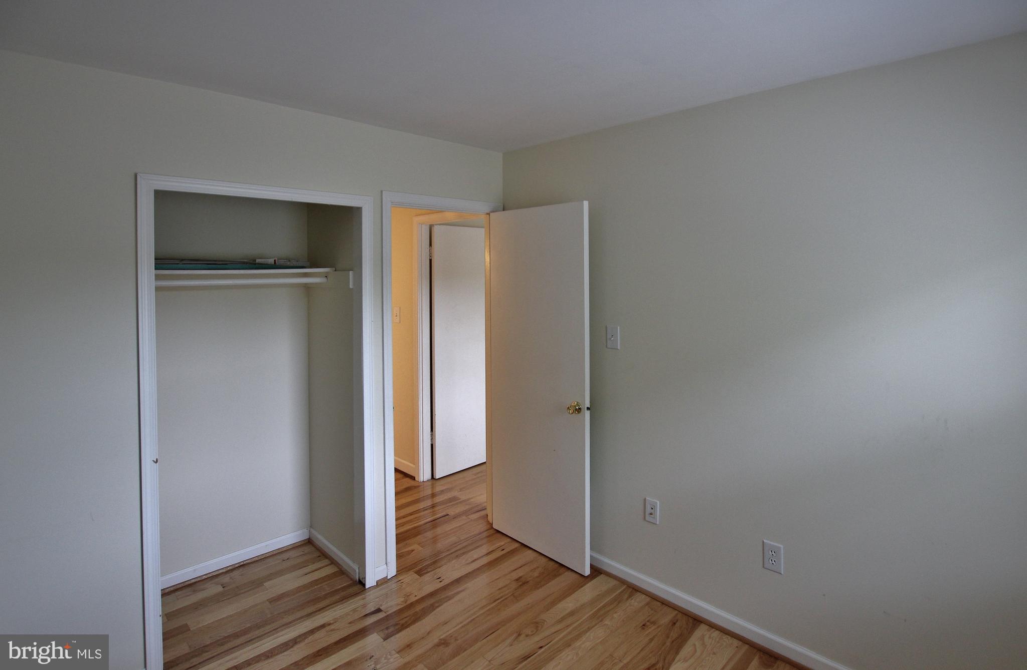 LAKE RIDGE- OAKWOOD - Residential Lease