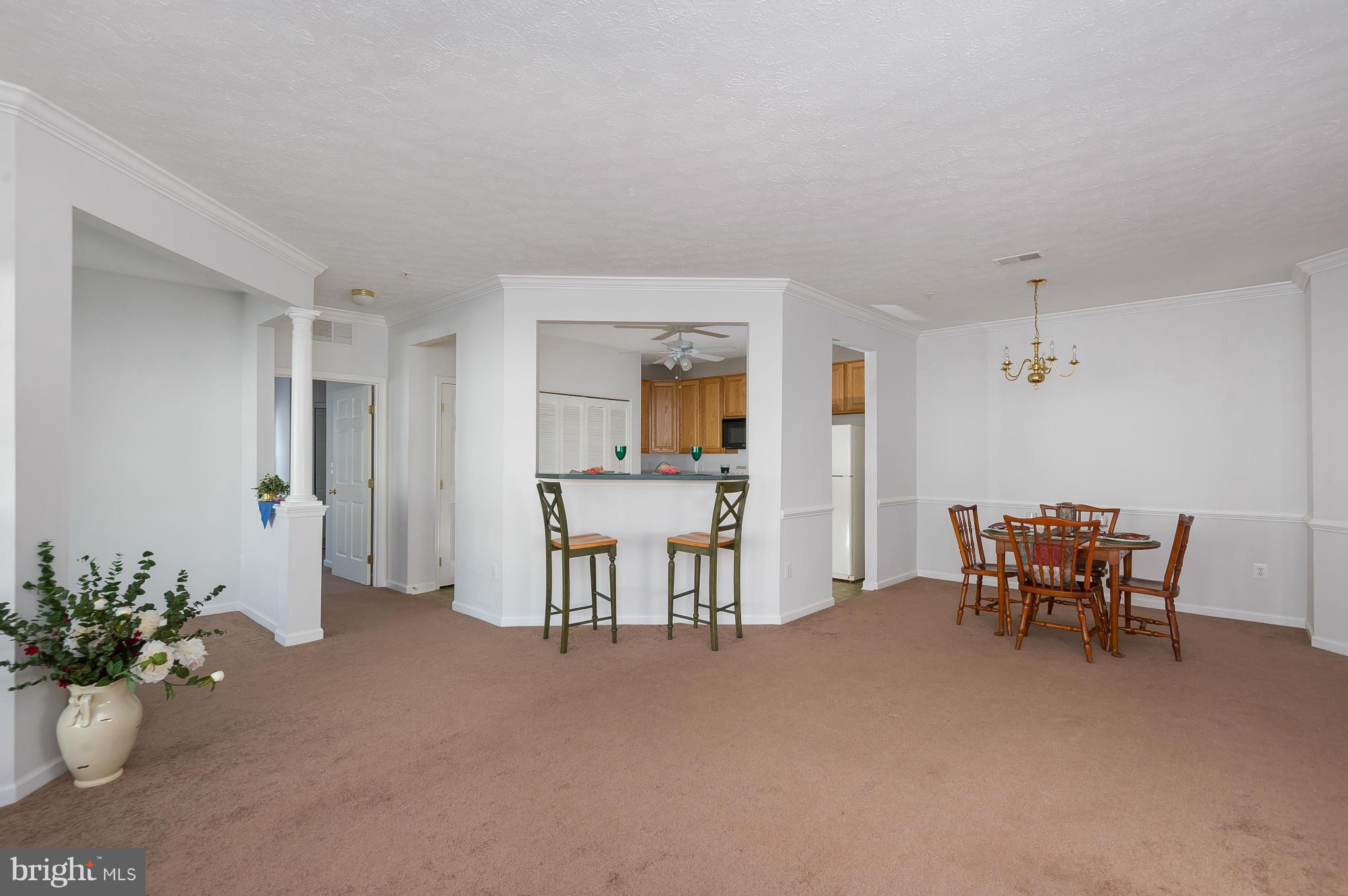 VILLAGE GREEN - Residential