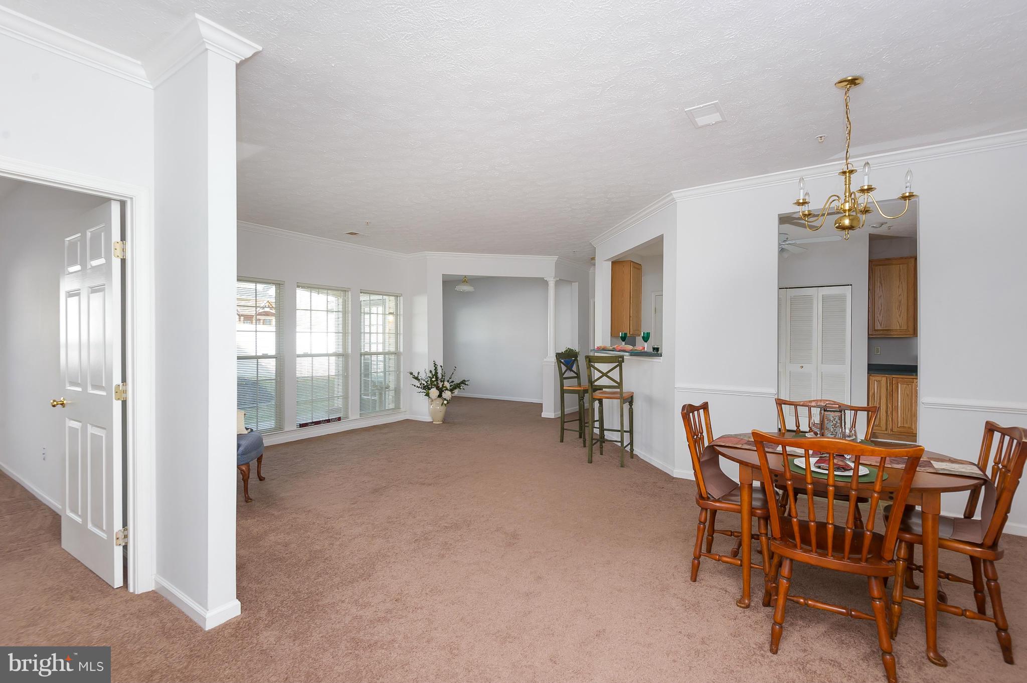 VILLAGE GREEN - Residential