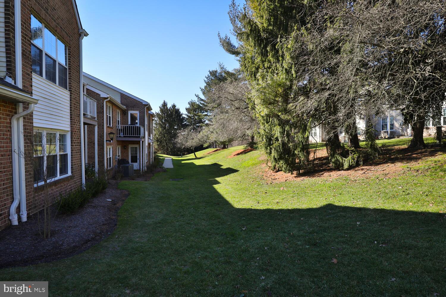 VALLEY GLEN - Residential