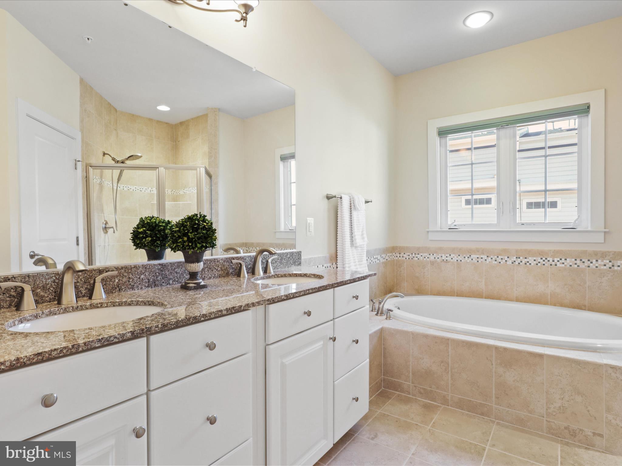 ARCOLA - Residential