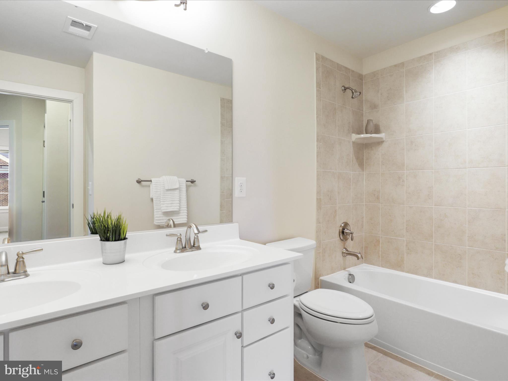 ARCOLA - Residential