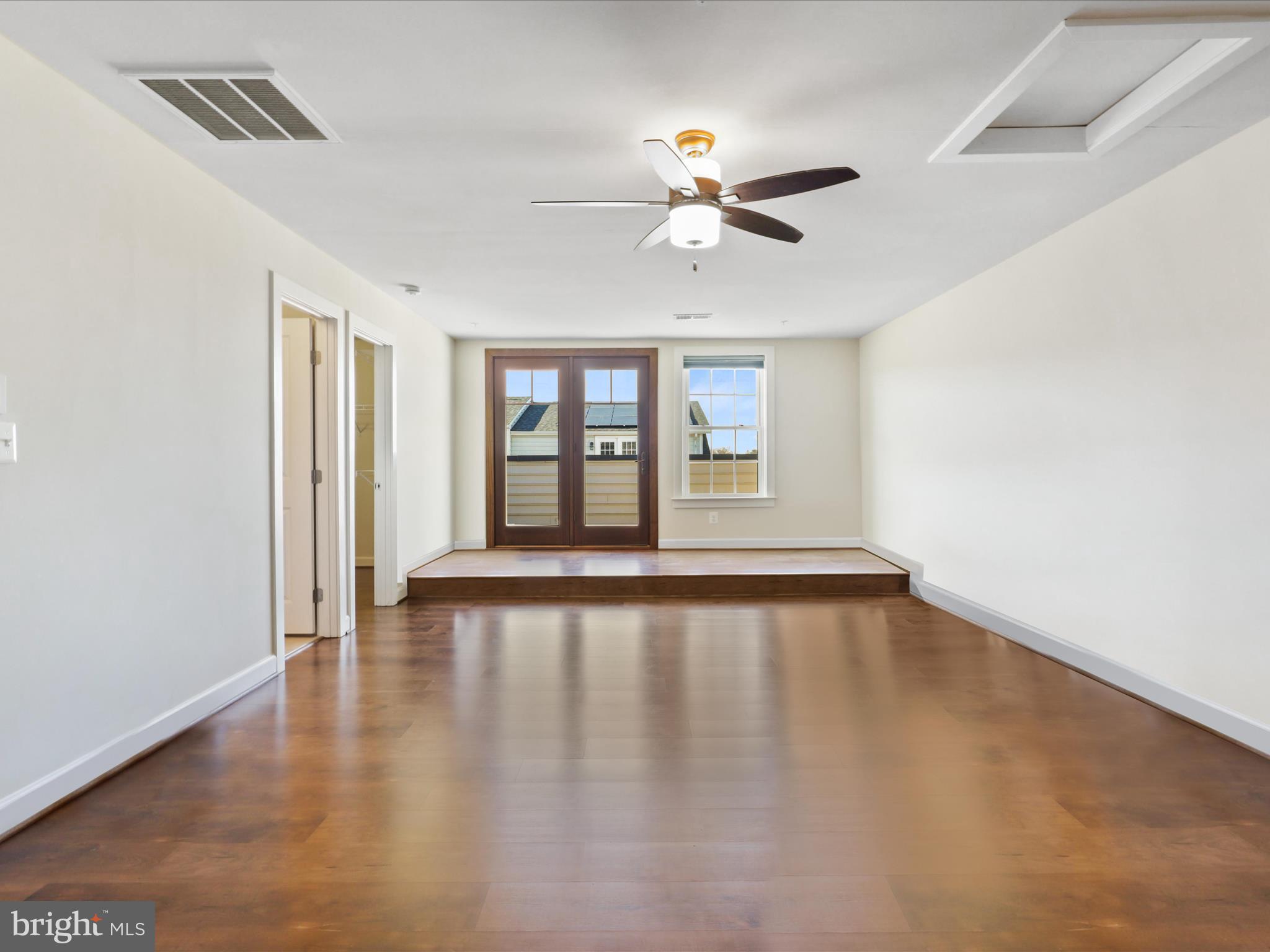 ARCOLA - Residential