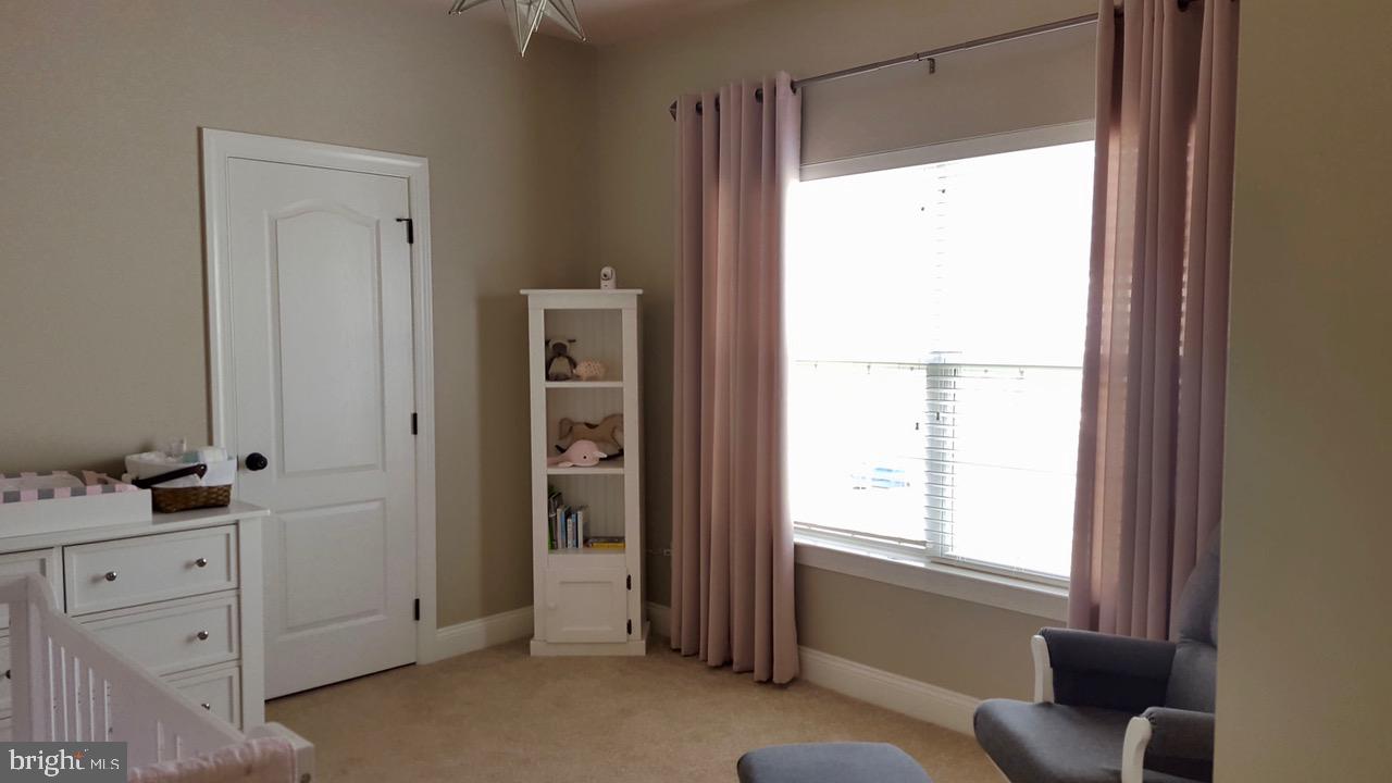 ROSEBROOK - Residential Lease