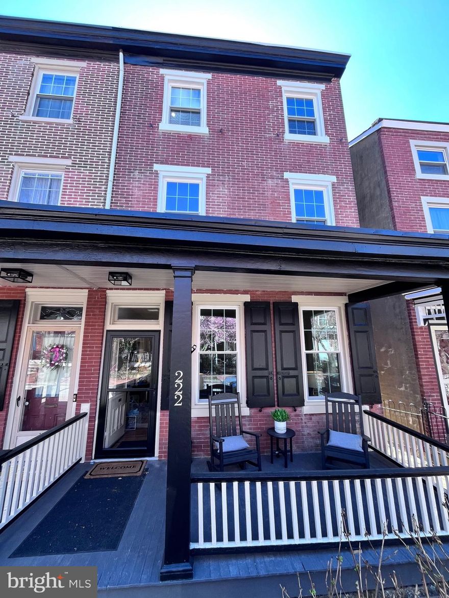 Welcome to 222 W Barnard St. This timeless twin home has been fully remodeled and is ready for a new owner. Everything is NEW (roof, windows, electric, plumbing,hvac, kitchen, baths and much more).  On a quant tree lined and desirable street you are just a short walk to the downtown and just far enough from the hustle and bustle of the school. Welcomed by a large covered front porch, you can enjoy a morning coffee or evening drink chatting with neighbors. Inside enjoy the tall ceilings and allow  the white oak floors to lead you throughout the entire home. The first floor offers a large living room, gorgeous kitchen  open to the dining room with pantry as well has the rear mud room, half bath and laundry! All rooms have  tall ceilings, large victorian windows, recessed lighting and ceiling fans. On the second floor you will find a large primary suite with timeless tiled floors, double vanity, walk in shower and walk-in closet.  Other features include a  hall bathroom and second bedroom, which offers plenty of space and light through the attached sunroom. On the third floor you will find two more bedrooms which could also be used as office space if needed. Finally, the basement is partially finished with tall ceilings, recessed lighting and painted walls. This space is ideal for an additional family room, play room or storage. 

Additional features on the outside include a fenced rear yard,  brick patio and 2 car parking.