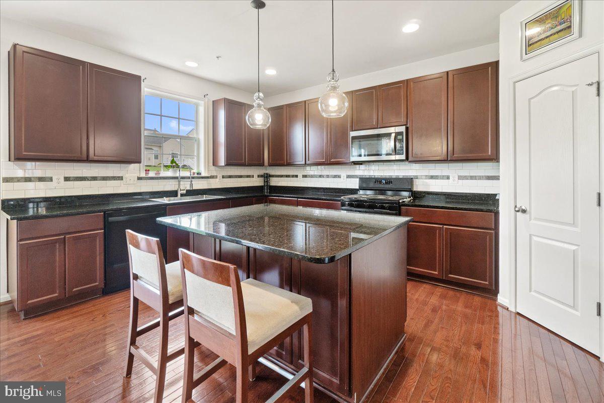 WESTFIELDS - Residential