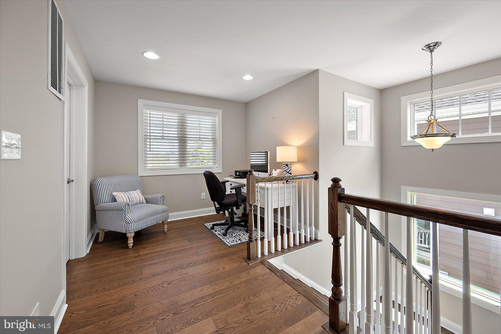 BAYSIDE - Residential