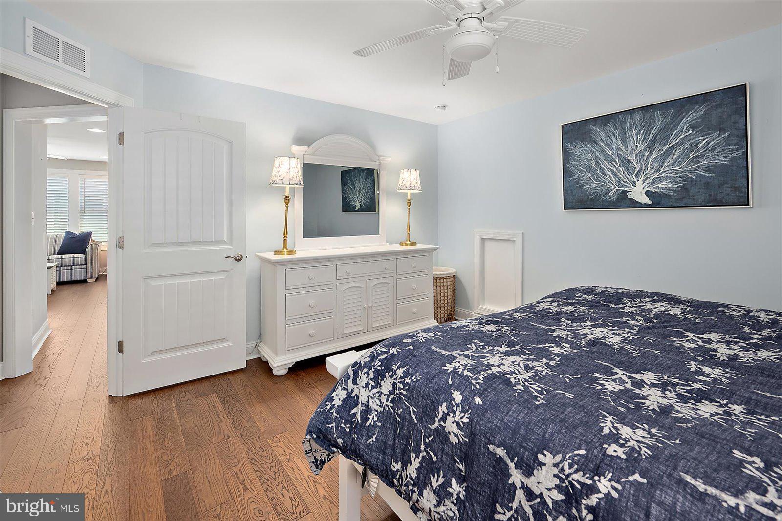 BAYSIDE - Residential