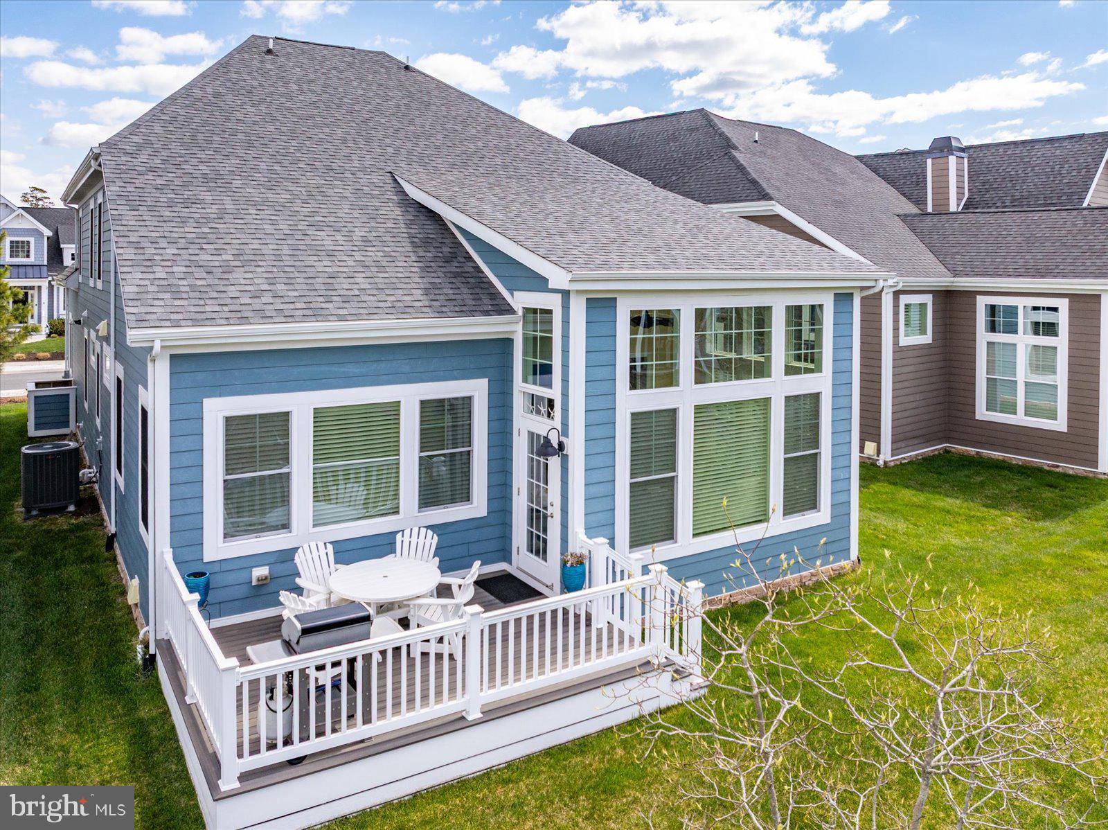 BAYSIDE - Residential