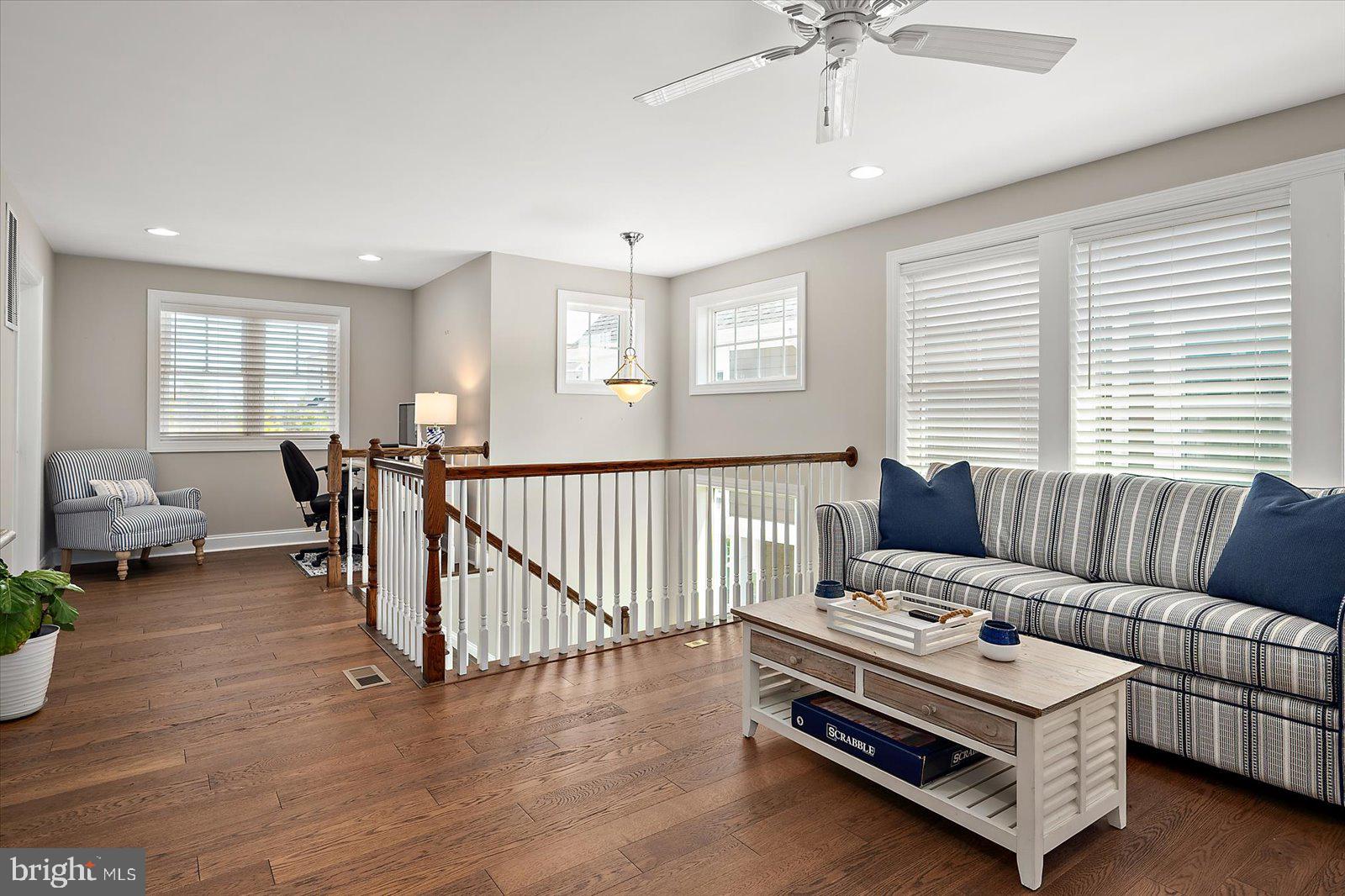 BAYSIDE - Residential