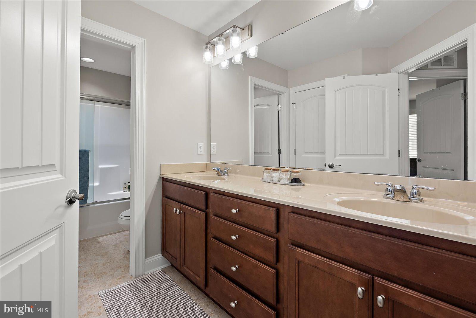 BAYSIDE - Residential