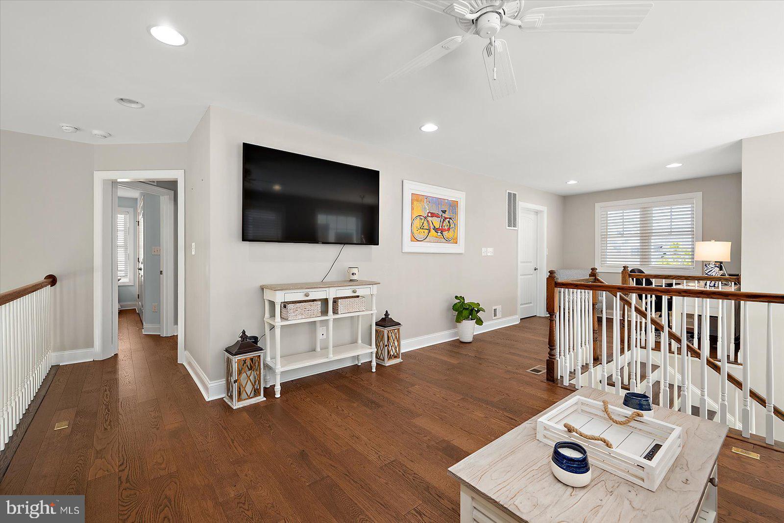 BAYSIDE - Residential