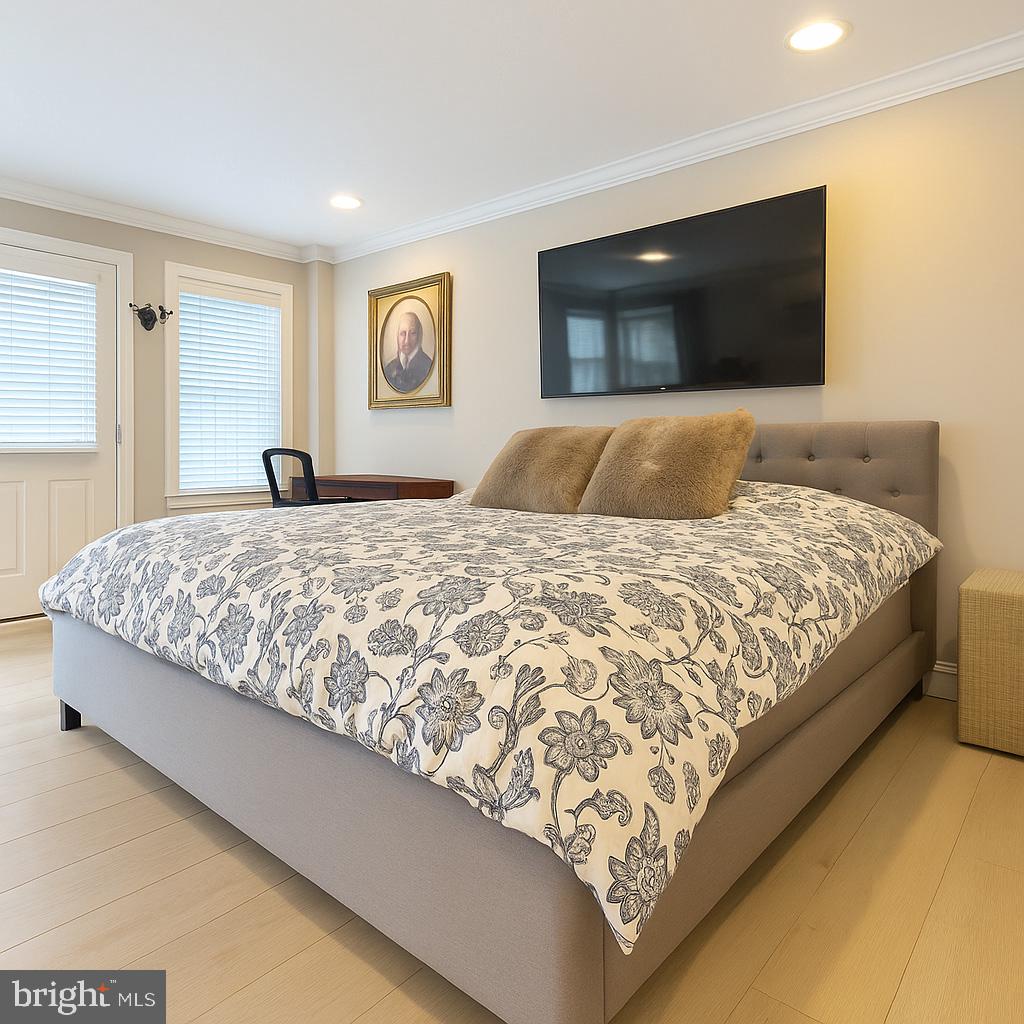 11 2ND STREET NE 102