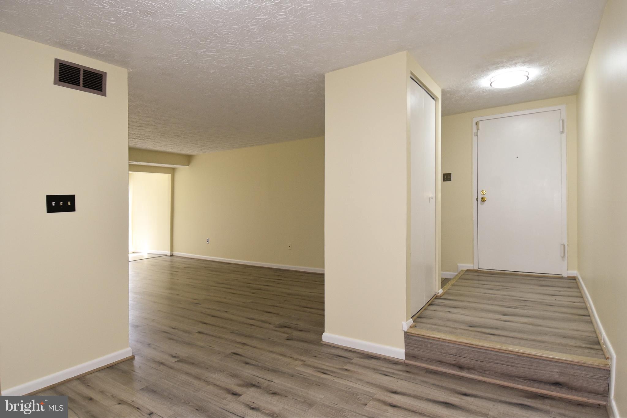 GREENBRIAR CONDO PHASE I - Residential Lease