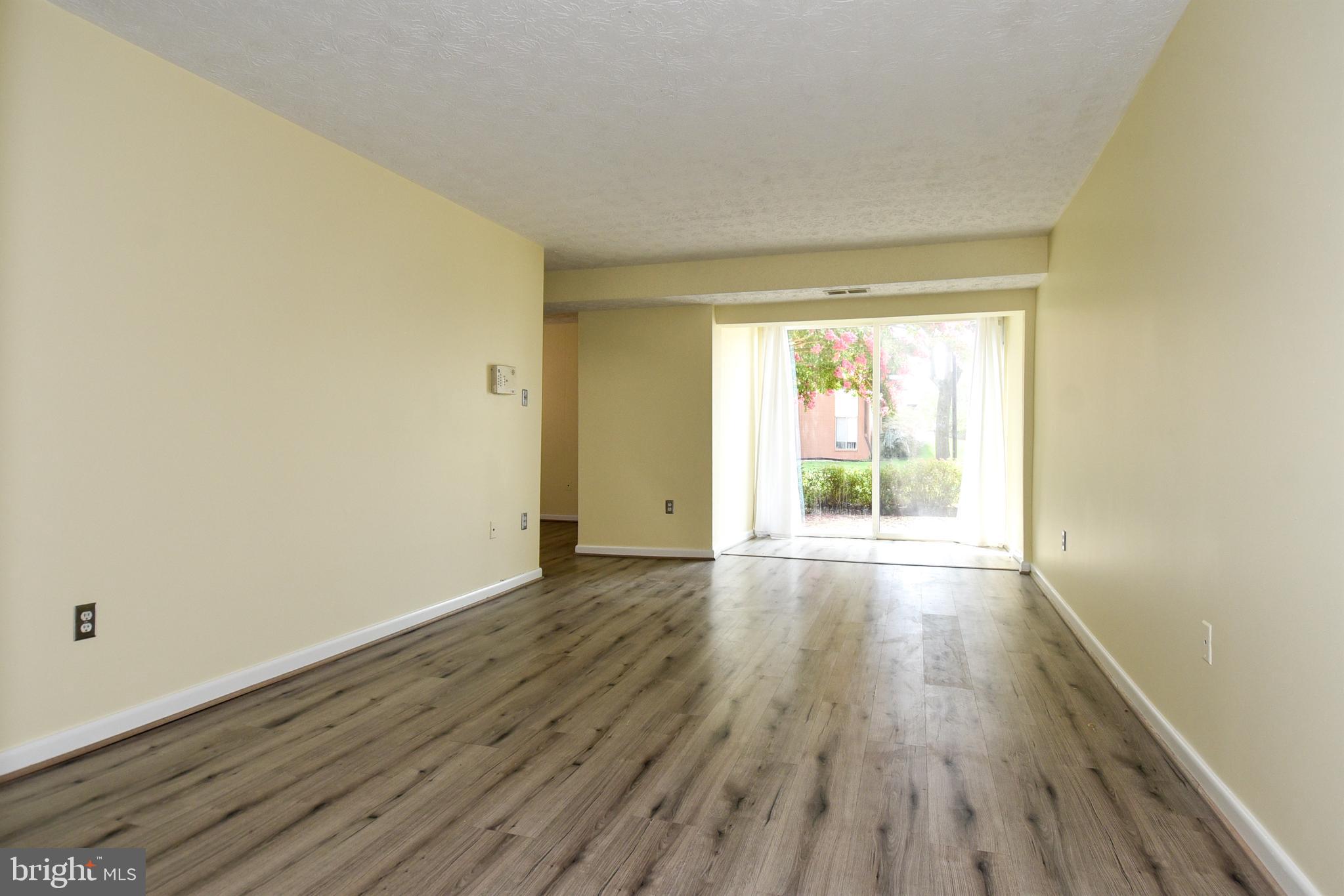 GREENBRIAR CONDO PHASE I - Residential Lease