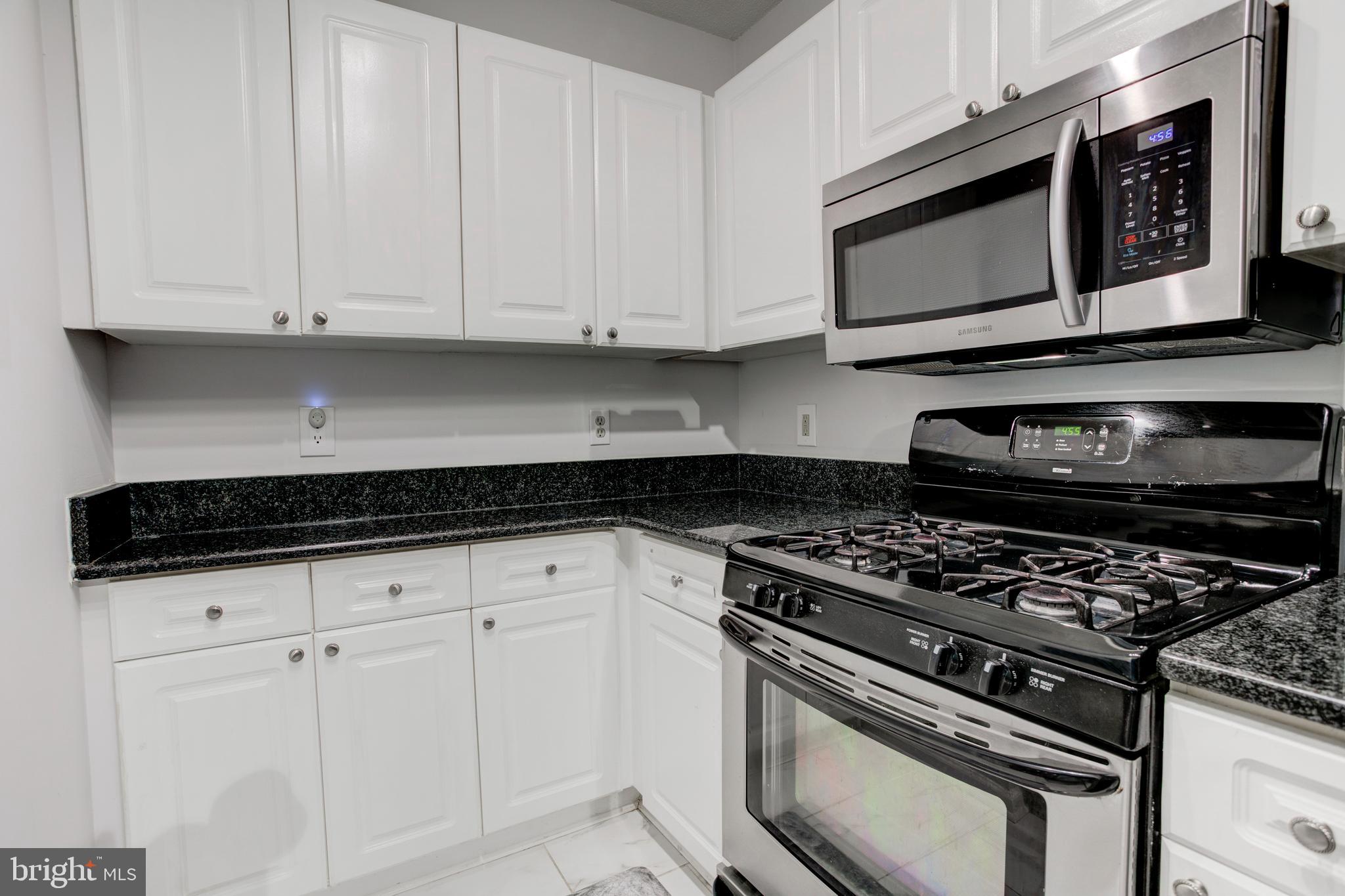 SOUTH GLEN - Residential