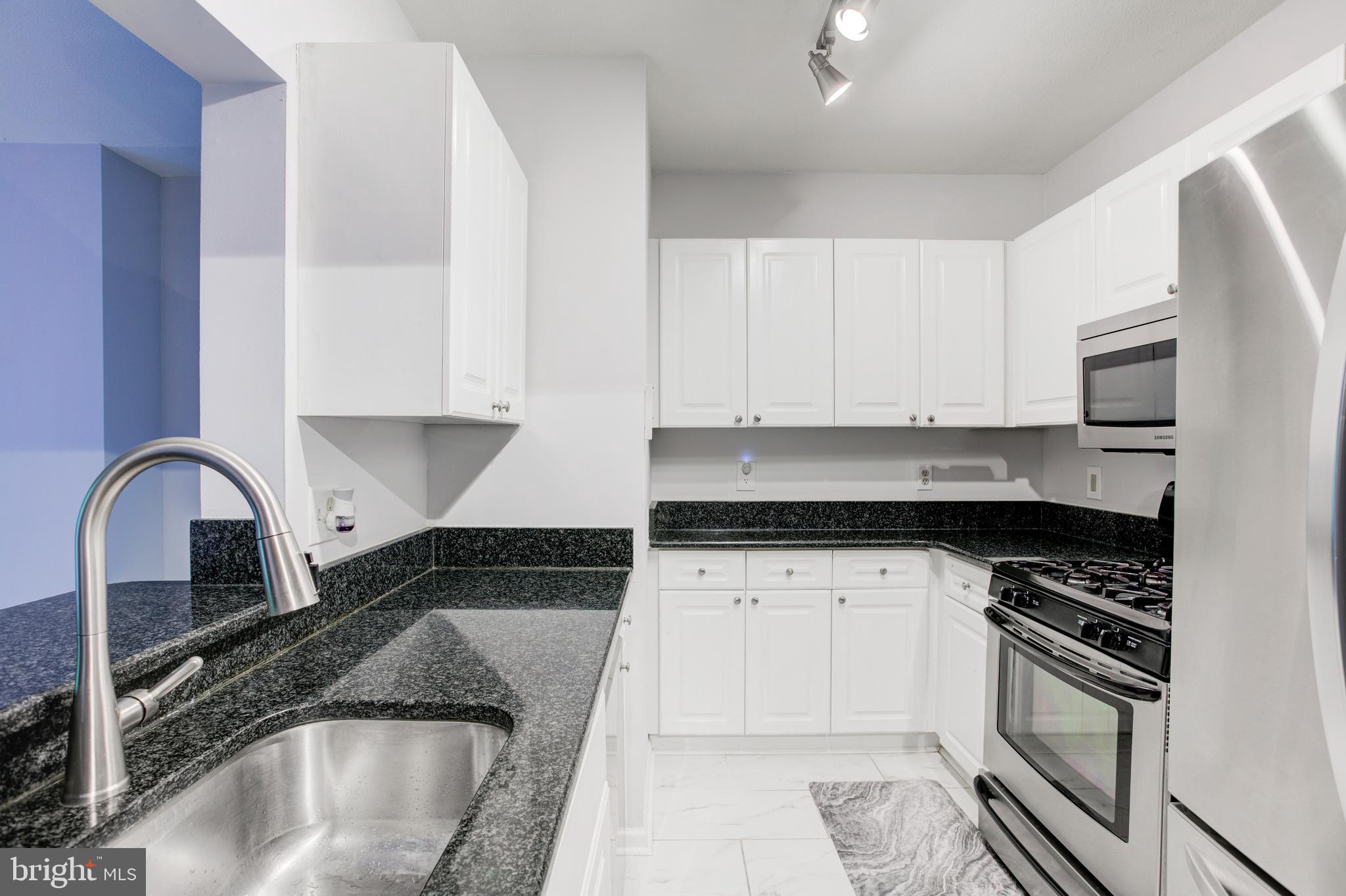 SOUTH GLEN - Residential