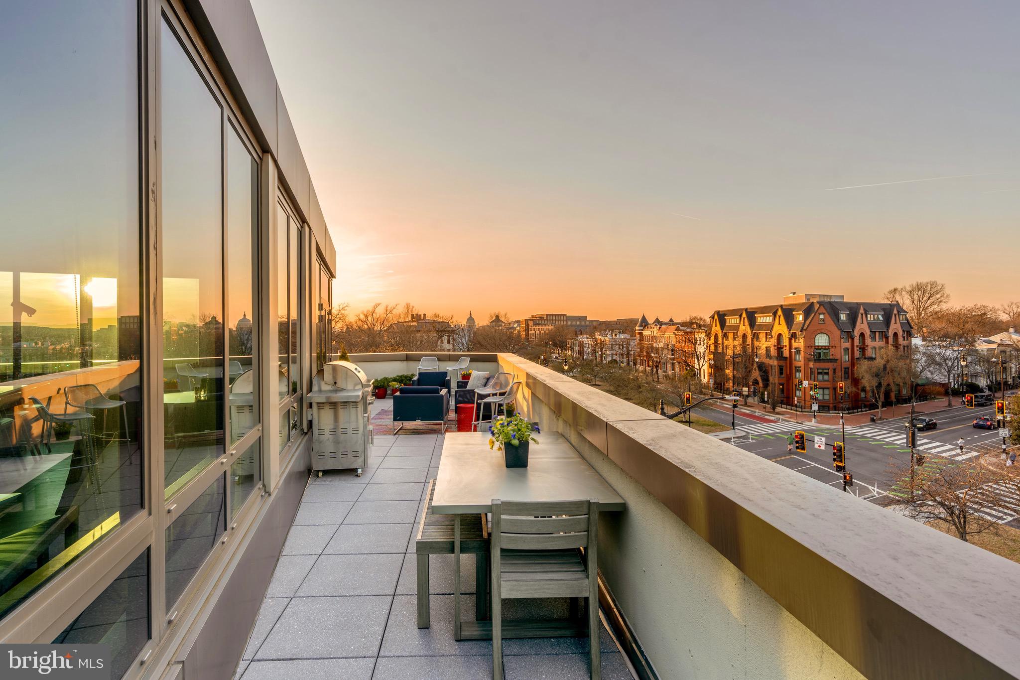 CAPITOL HILL - Residential