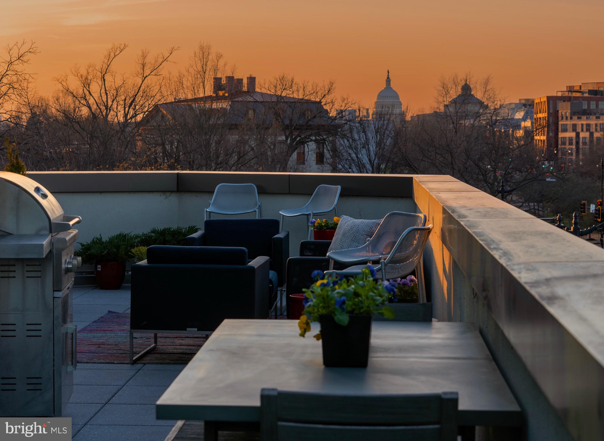 CAPITOL HILL - Residential