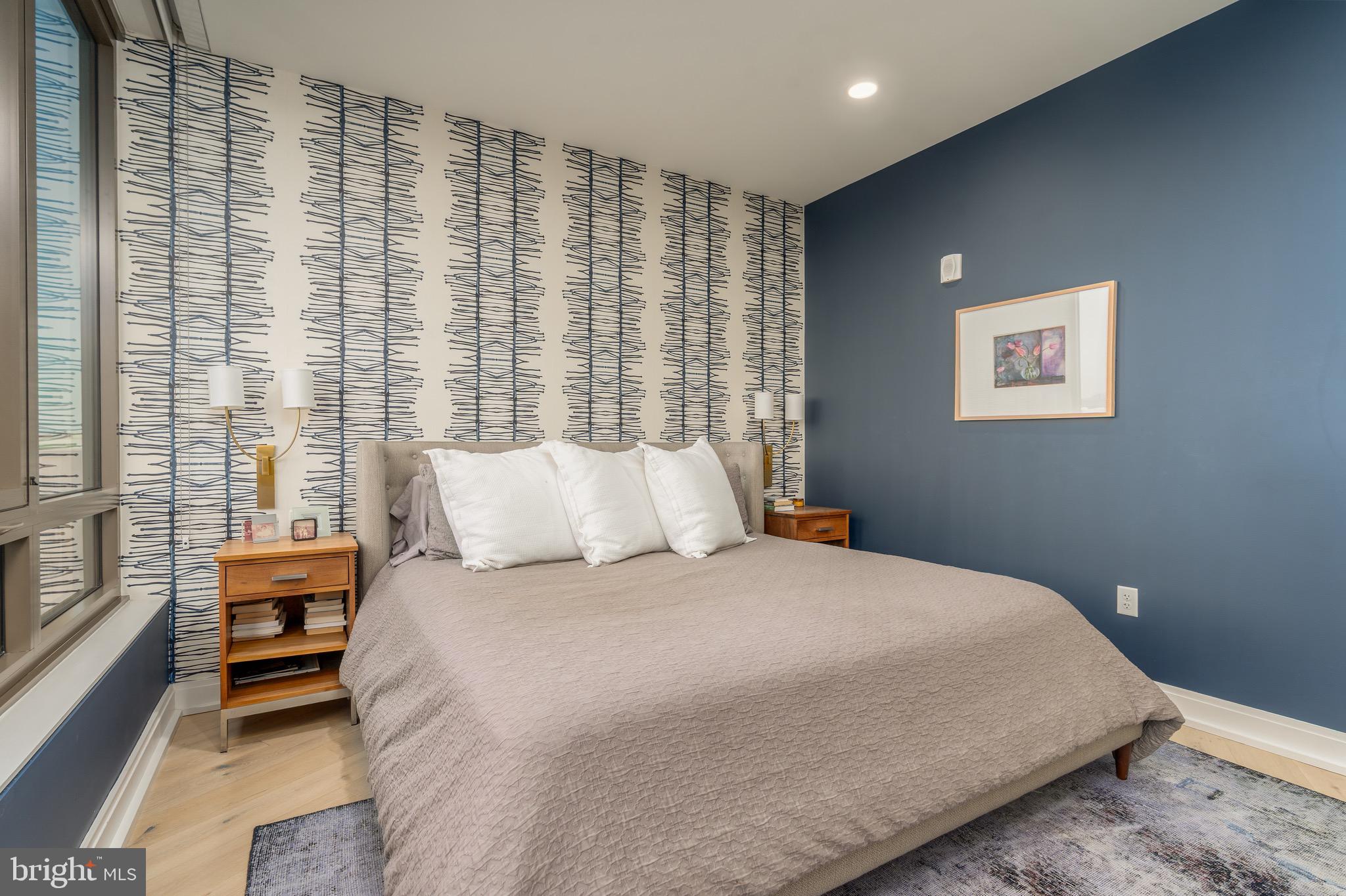CAPITOL HILL - Residential
