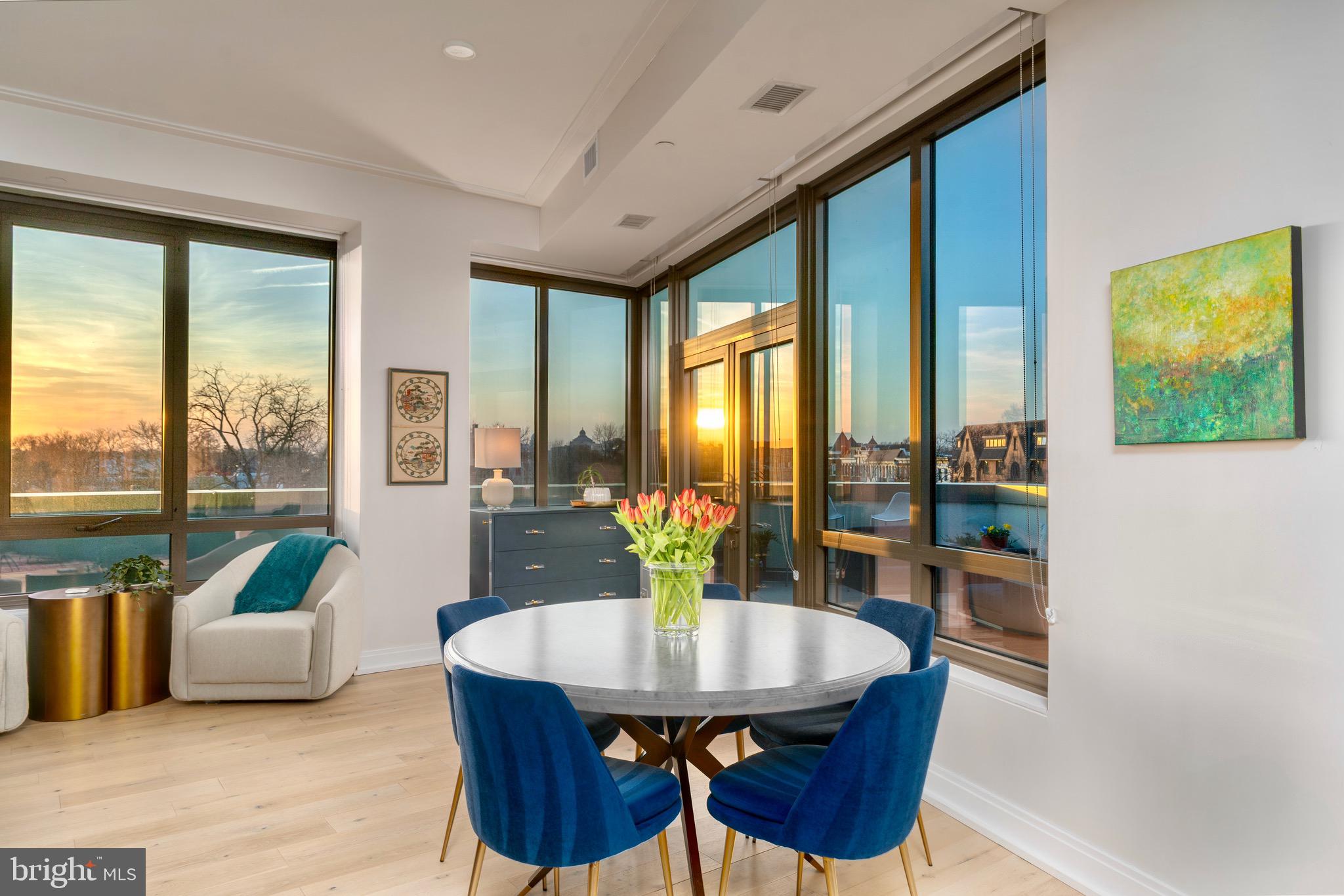 CAPITOL HILL - Residential
