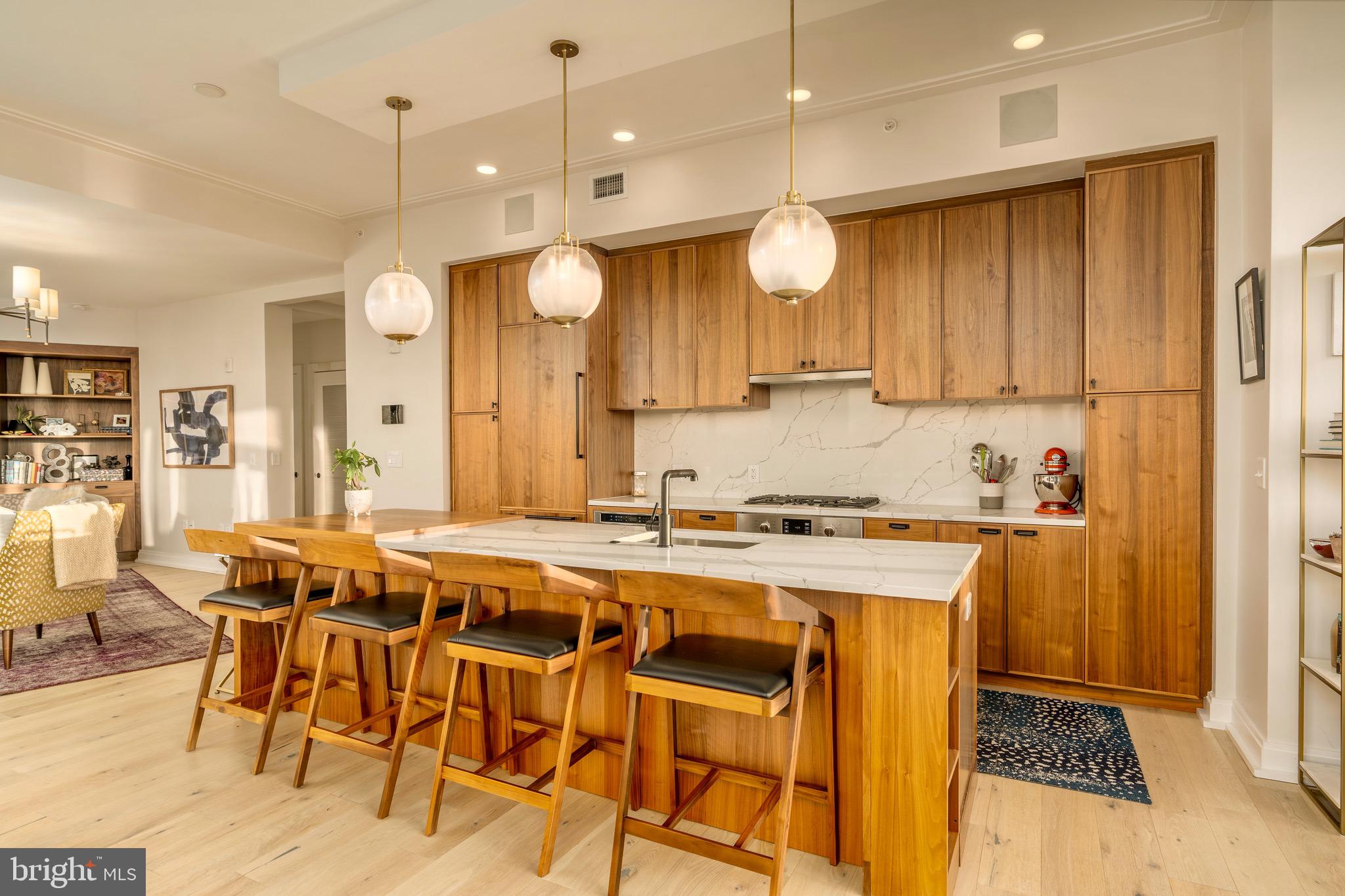 CAPITOL HILL - Residential
