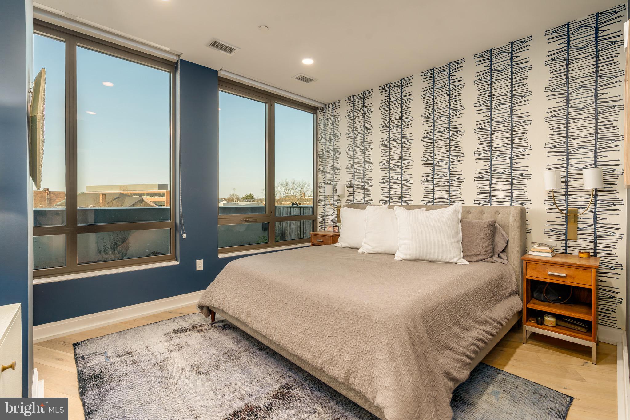 CAPITOL HILL - Residential