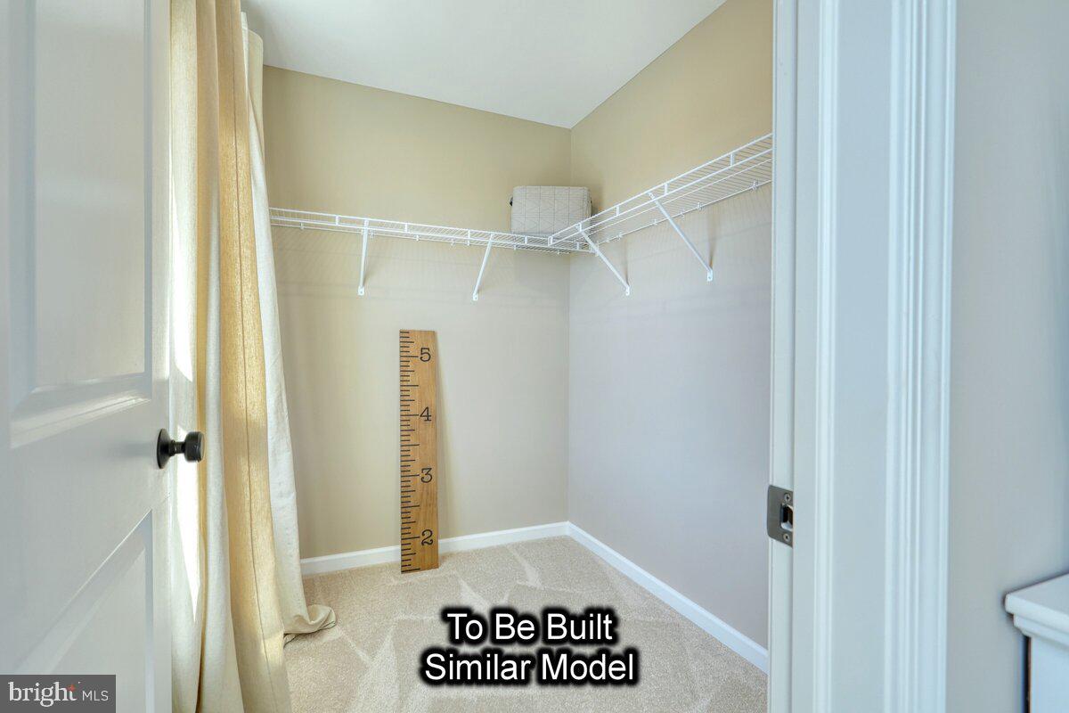 HICKORY POINTE - Residential