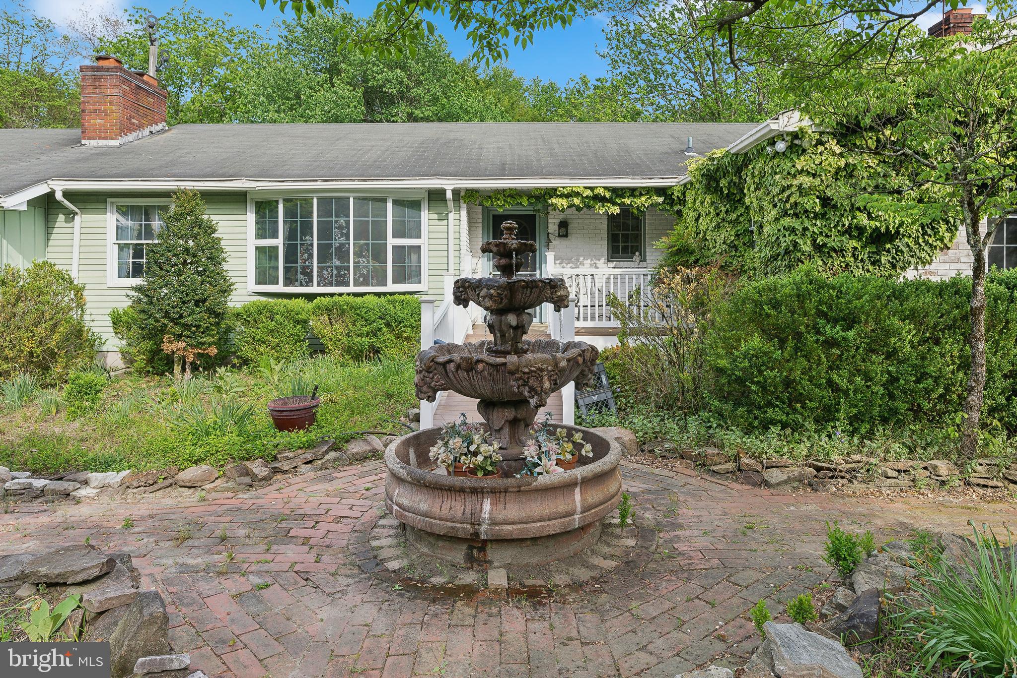 305 HOPEWELL ROAD