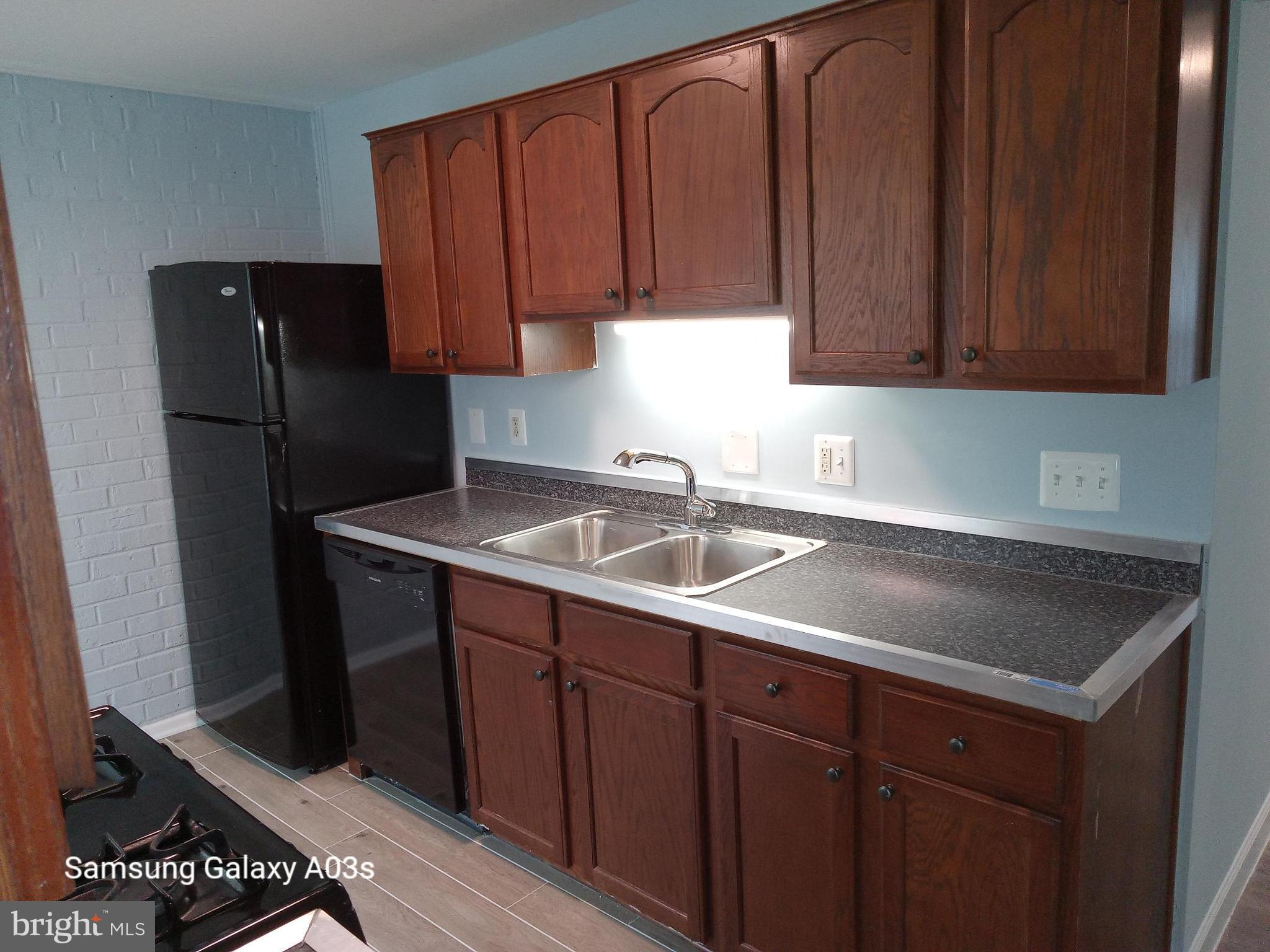 HUNTLEY SQUARE - Residential