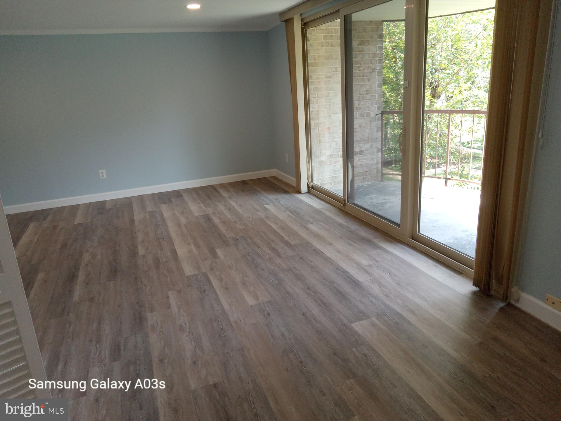 HUNTLEY SQUARE - Residential