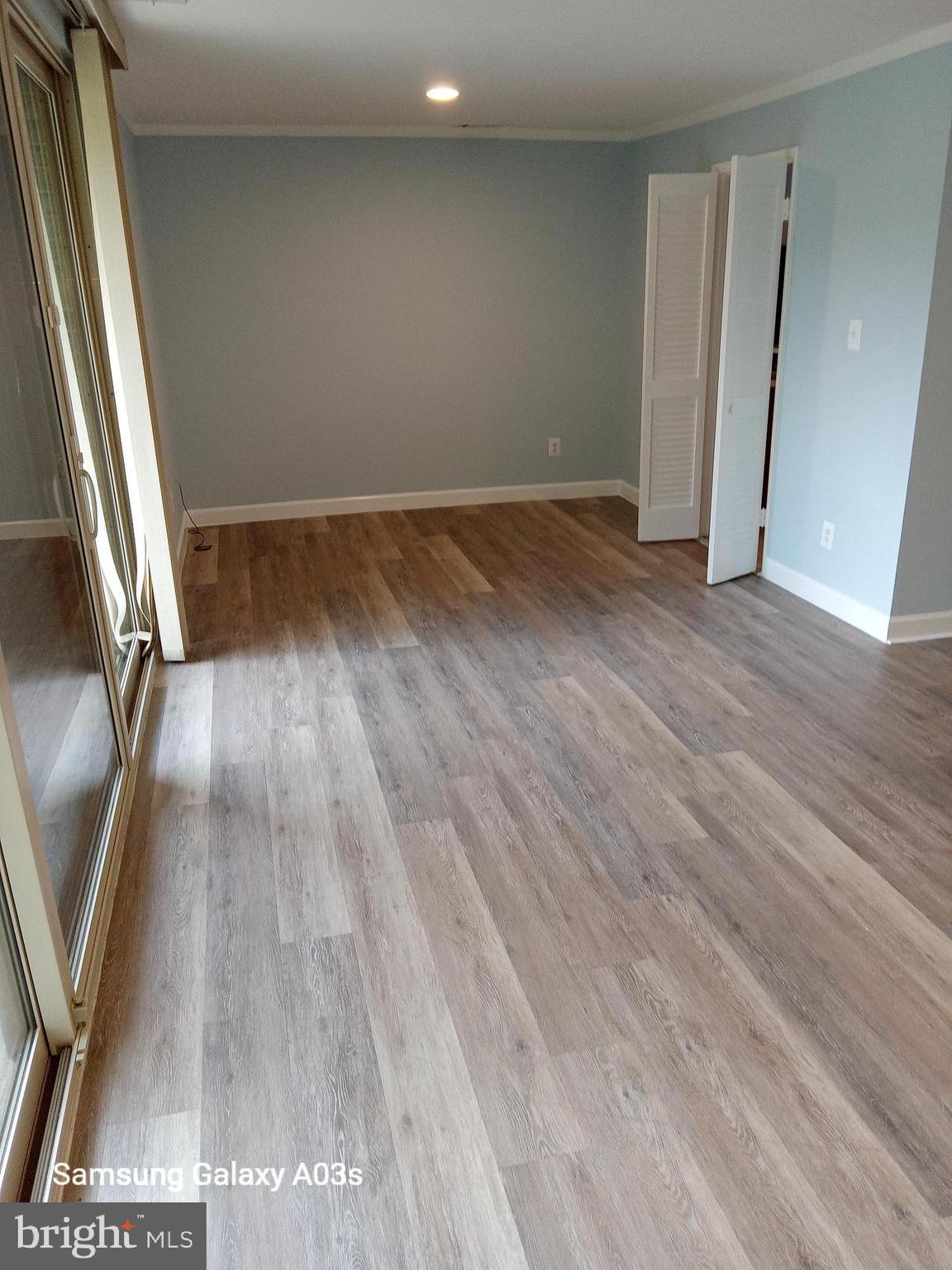 HUNTLEY SQUARE - Residential