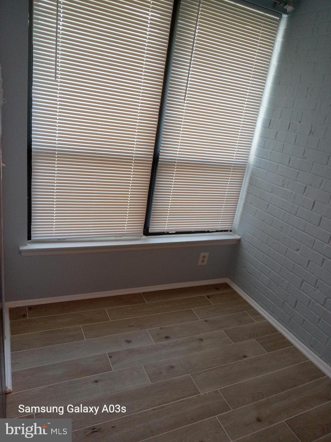 HUNTLEY SQUARE - Residential