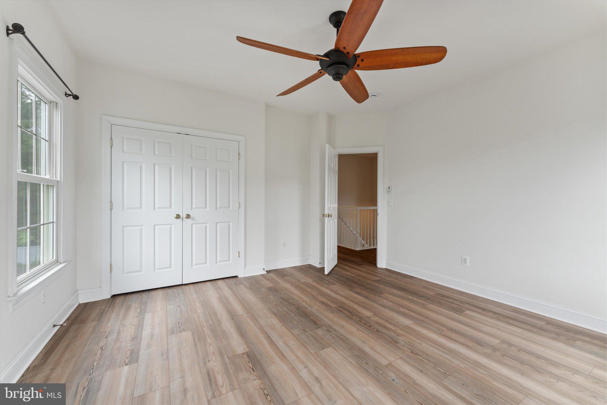 COURTS OF ST FRANCIS - Residential Lease