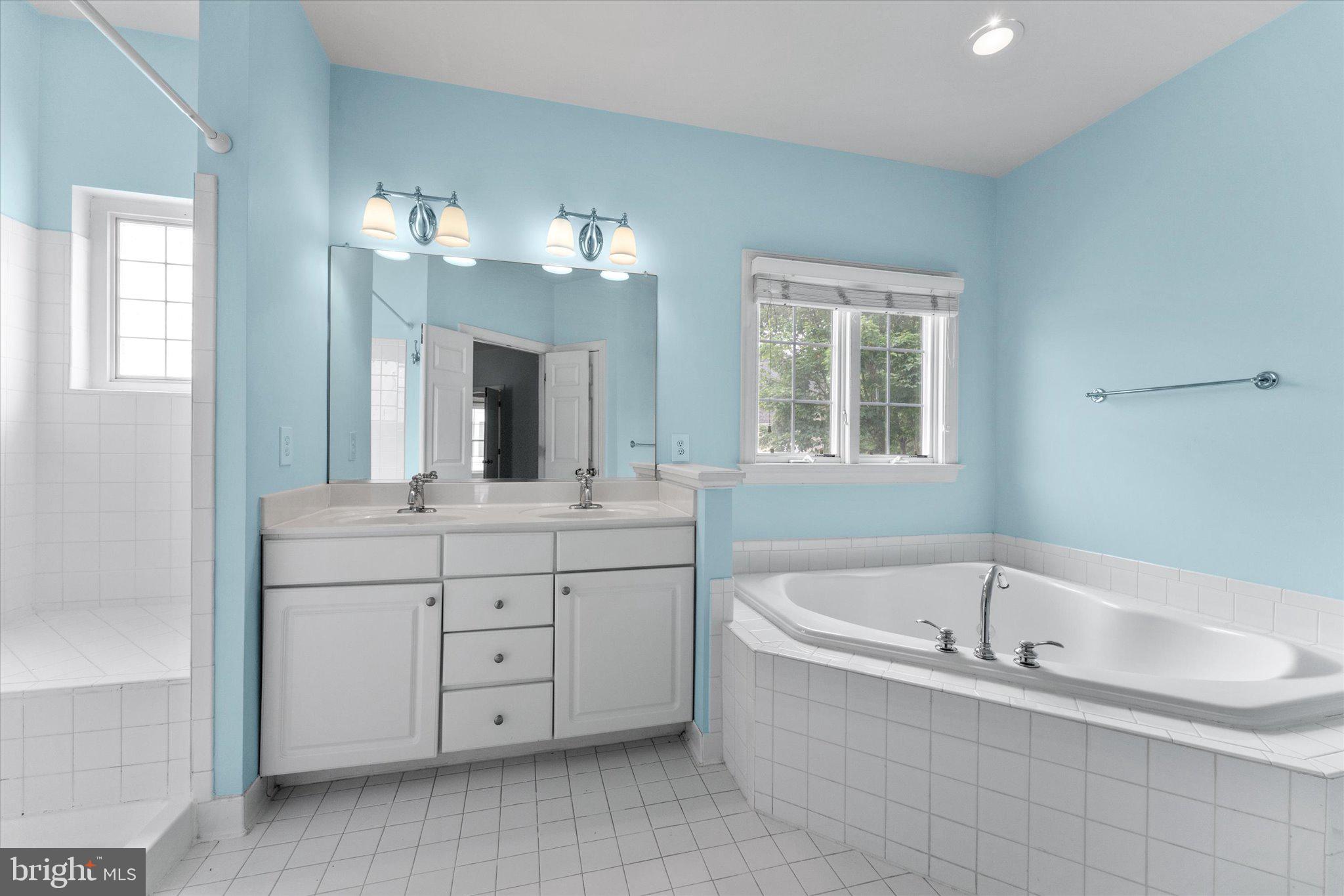 COURTS OF ST FRANCIS - Residential Lease