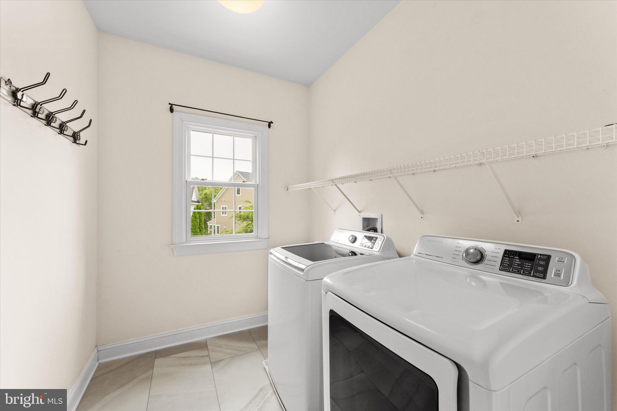 COURTS OF ST FRANCIS - Residential Lease