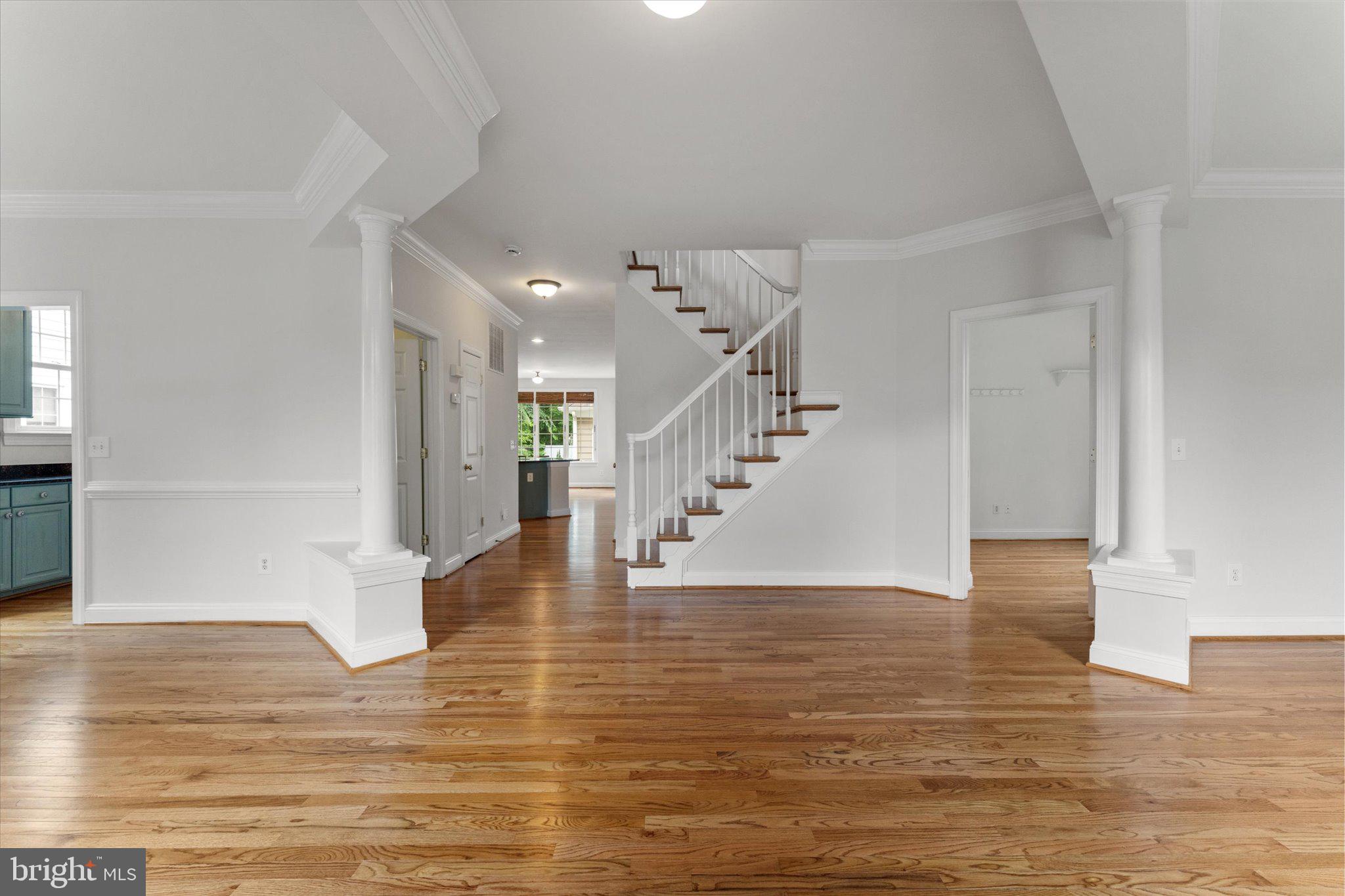 COURTS OF ST FRANCIS - Residential Lease