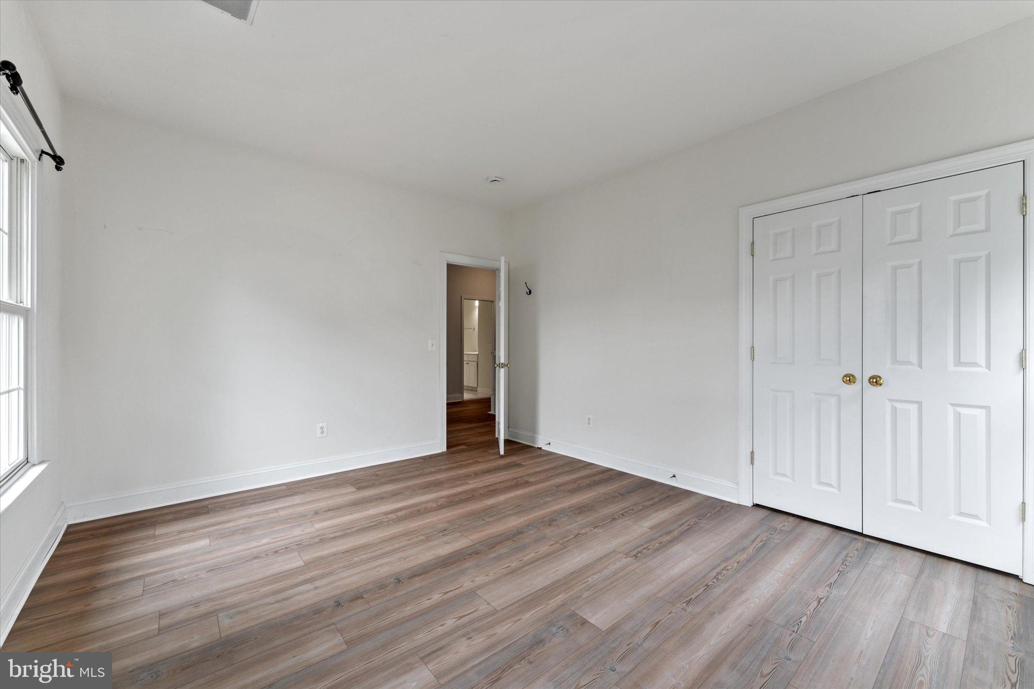 COURTS OF ST FRANCIS - Residential Lease